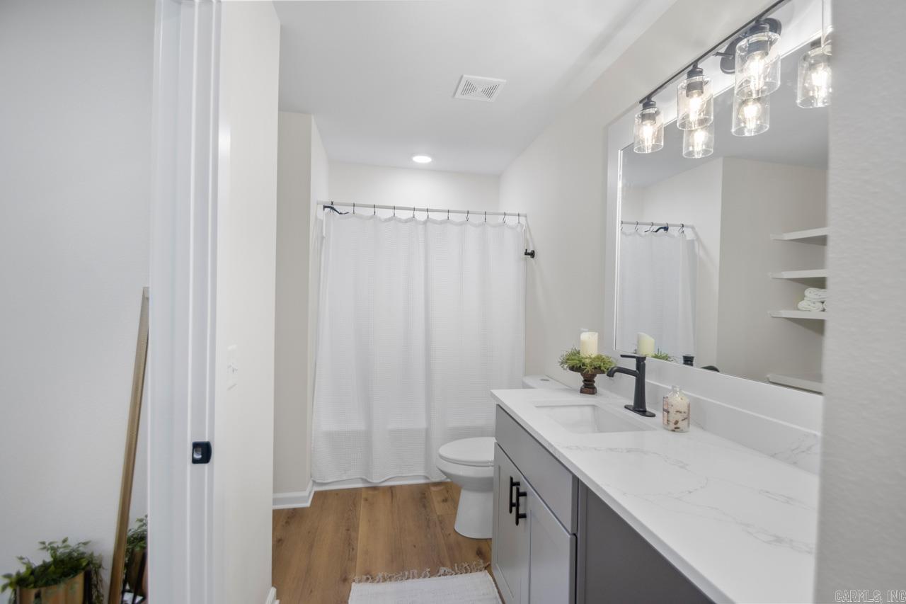 HORTON HILLS - Residential