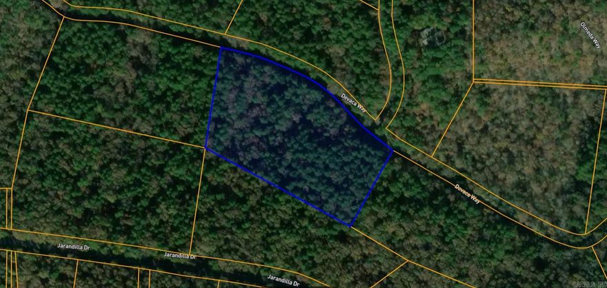 Build your DREAM HOME at one of the highest elevations in Hot Springs Village.  Nearly 6 acres of lush, beautiful land to make your dreams come true.   First time buy in fee of $250 payable at closing.