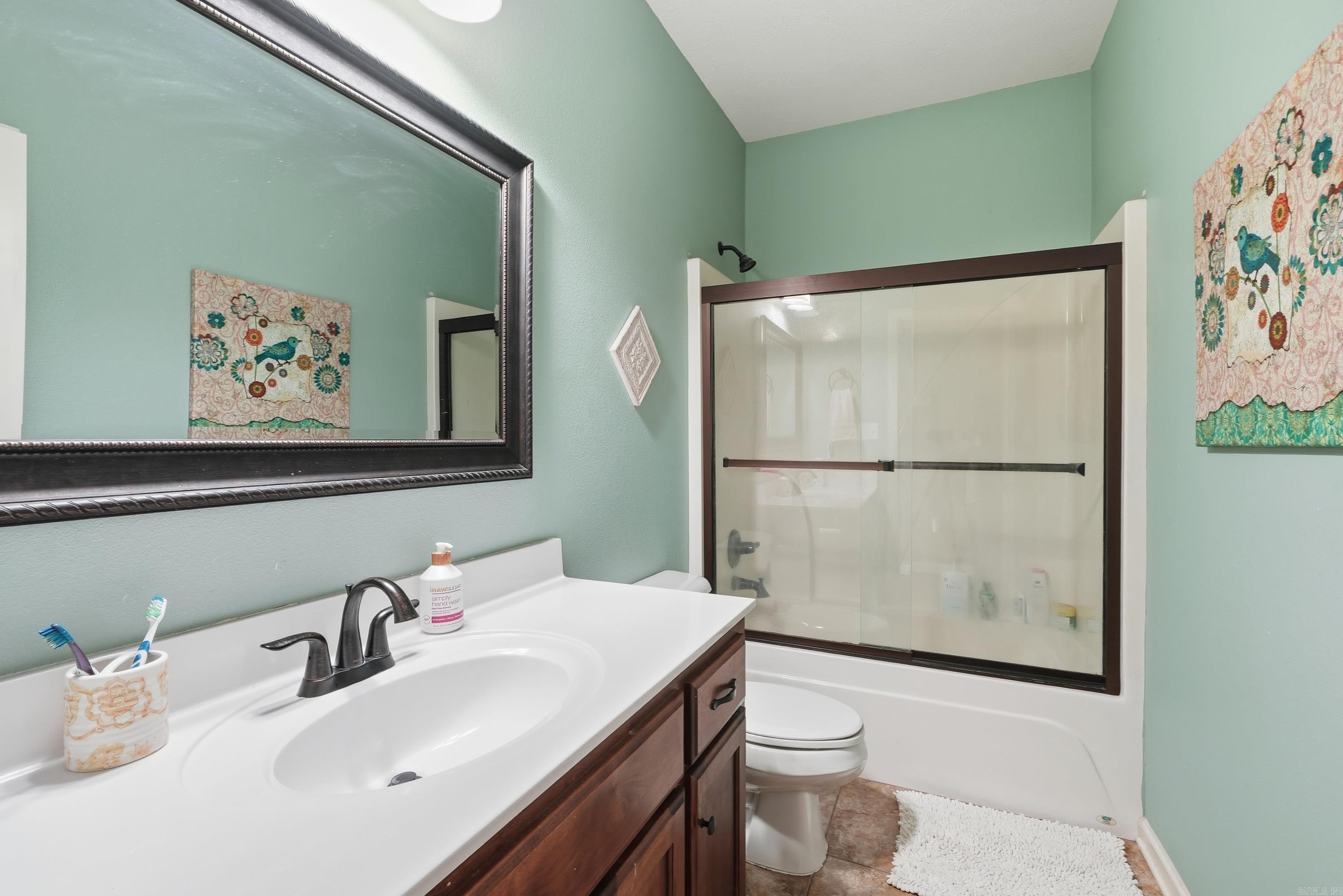 CEDAR KNOLLS & CEDAR VIEW - Residential