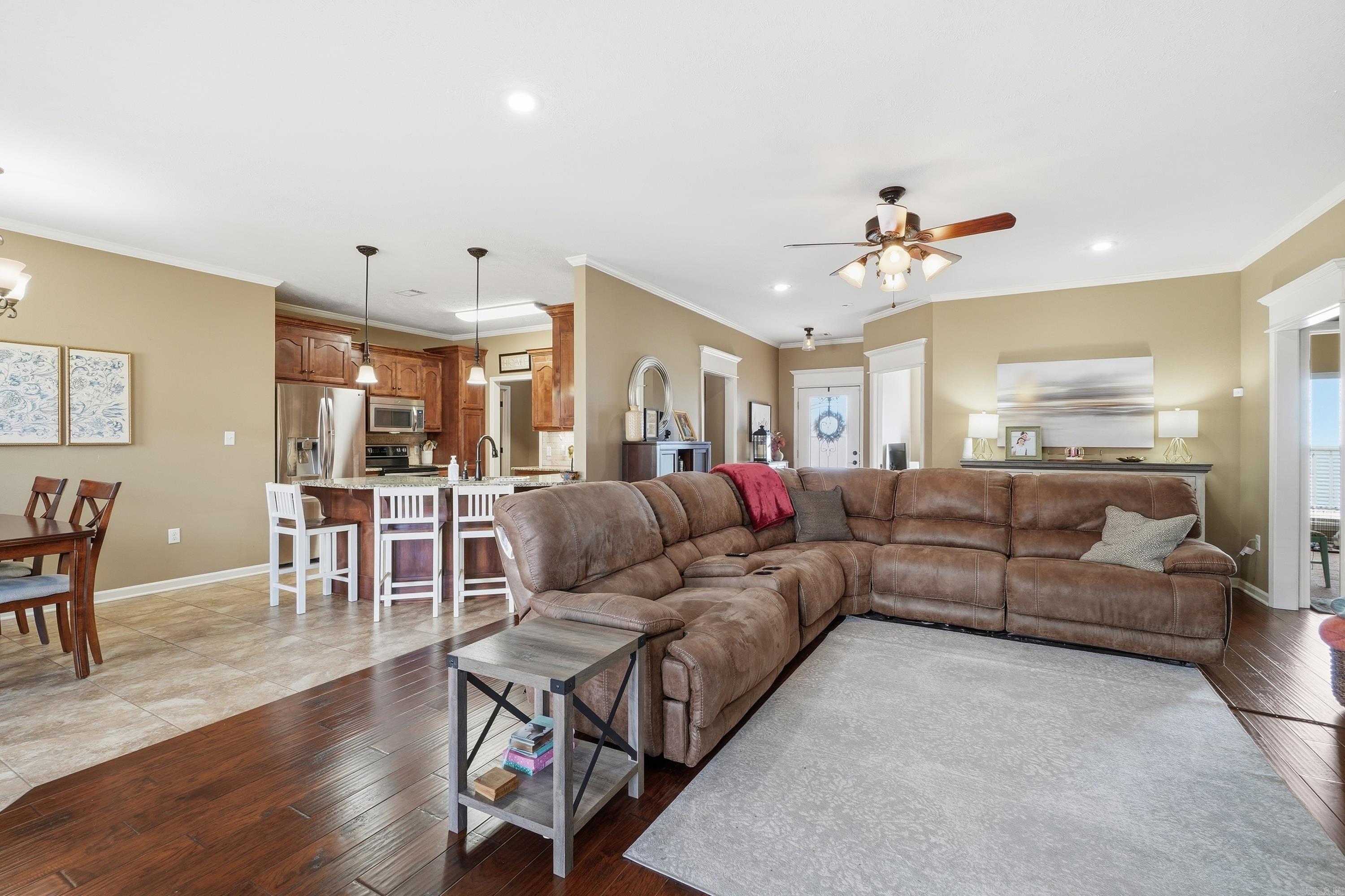 CEDAR KNOLLS & CEDAR VIEW - Residential