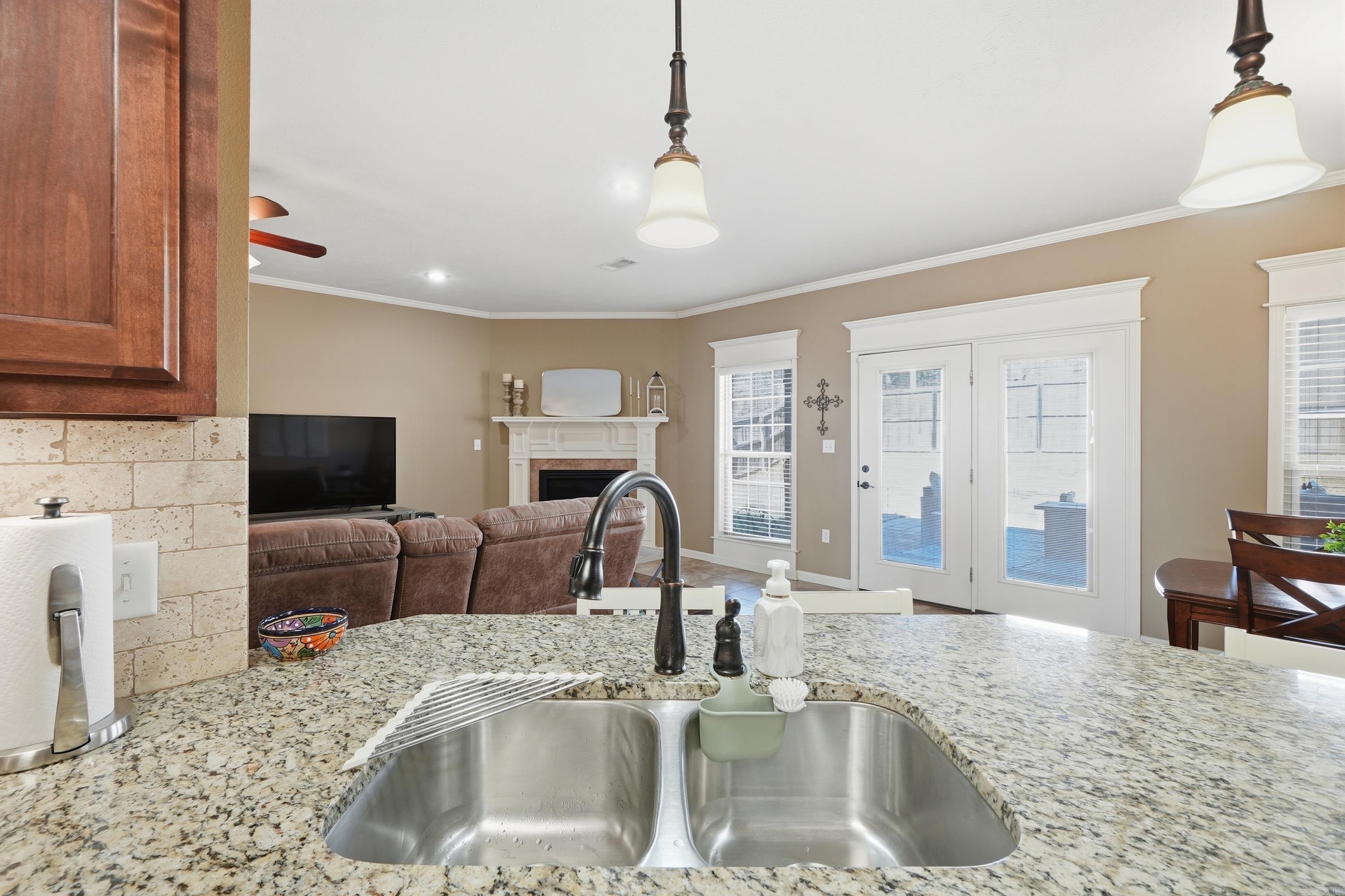 CEDAR KNOLLS & CEDAR VIEW - Residential