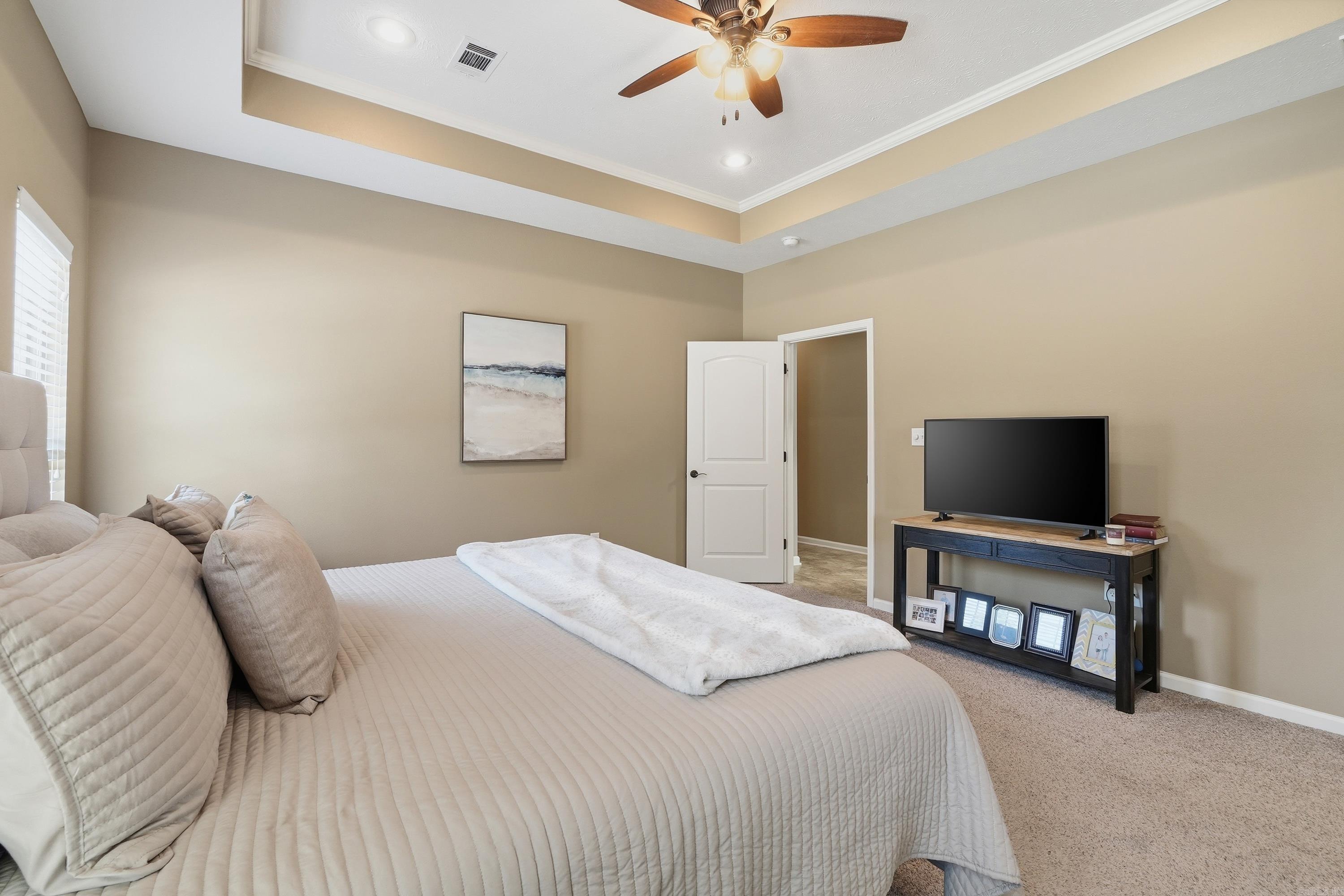 CEDAR KNOLLS & CEDAR VIEW - Residential