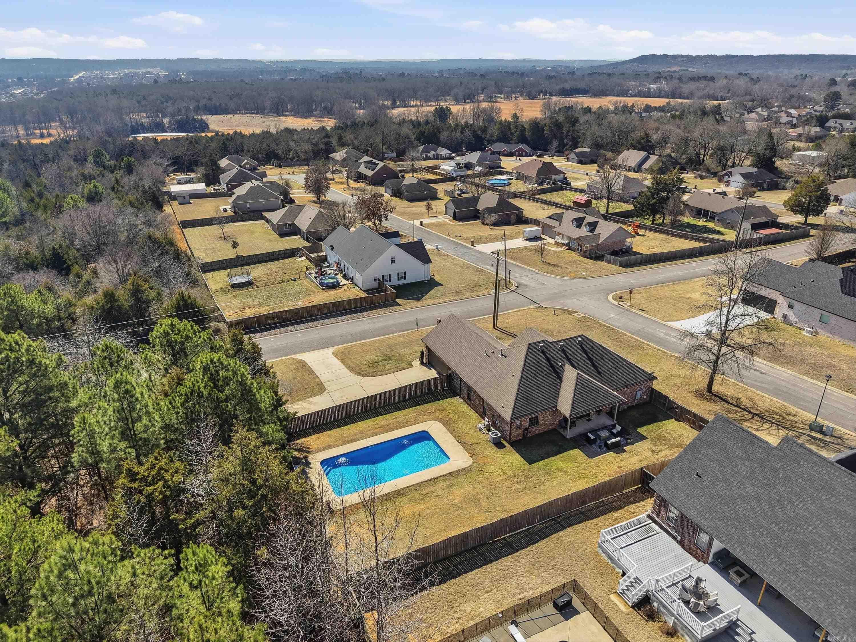 CEDAR KNOLLS & CEDAR VIEW - Residential