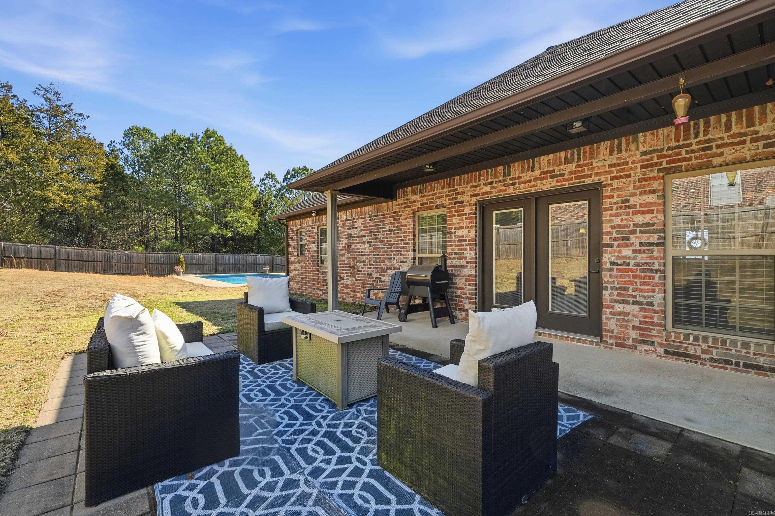 CEDAR KNOLLS & CEDAR VIEW - Residential