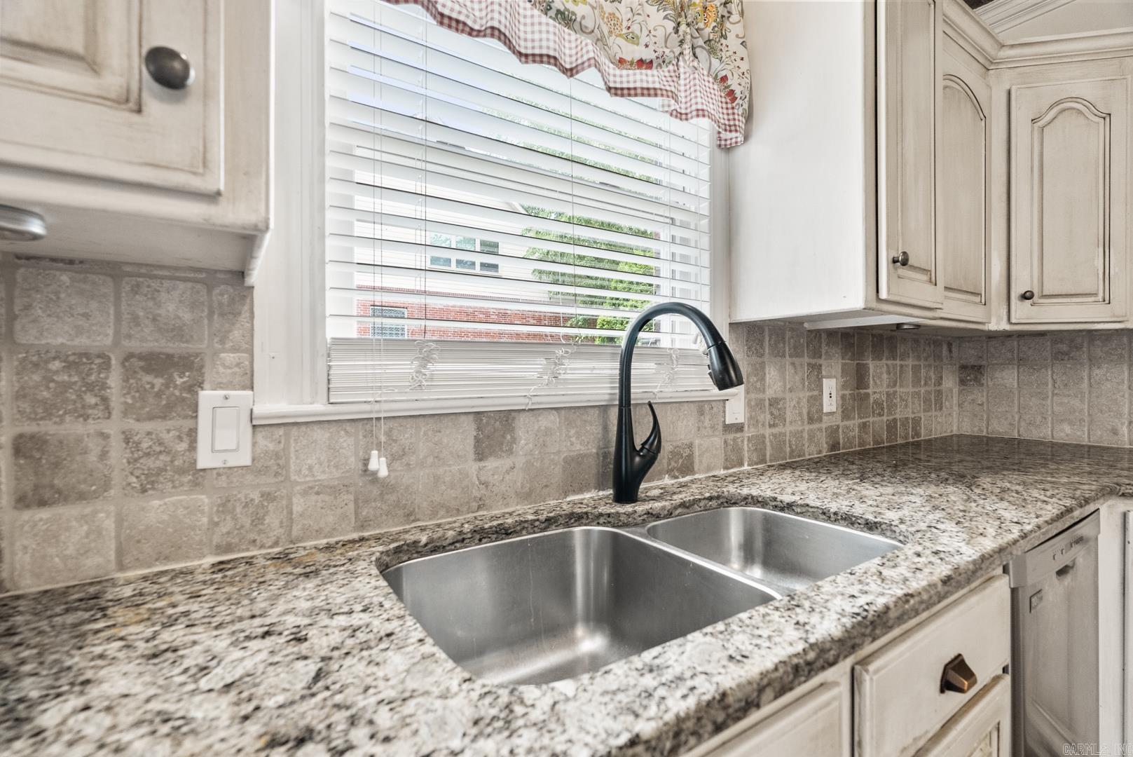 CHENAL VALLEY LAMARCHE PLACE NBH - Residential Lease
