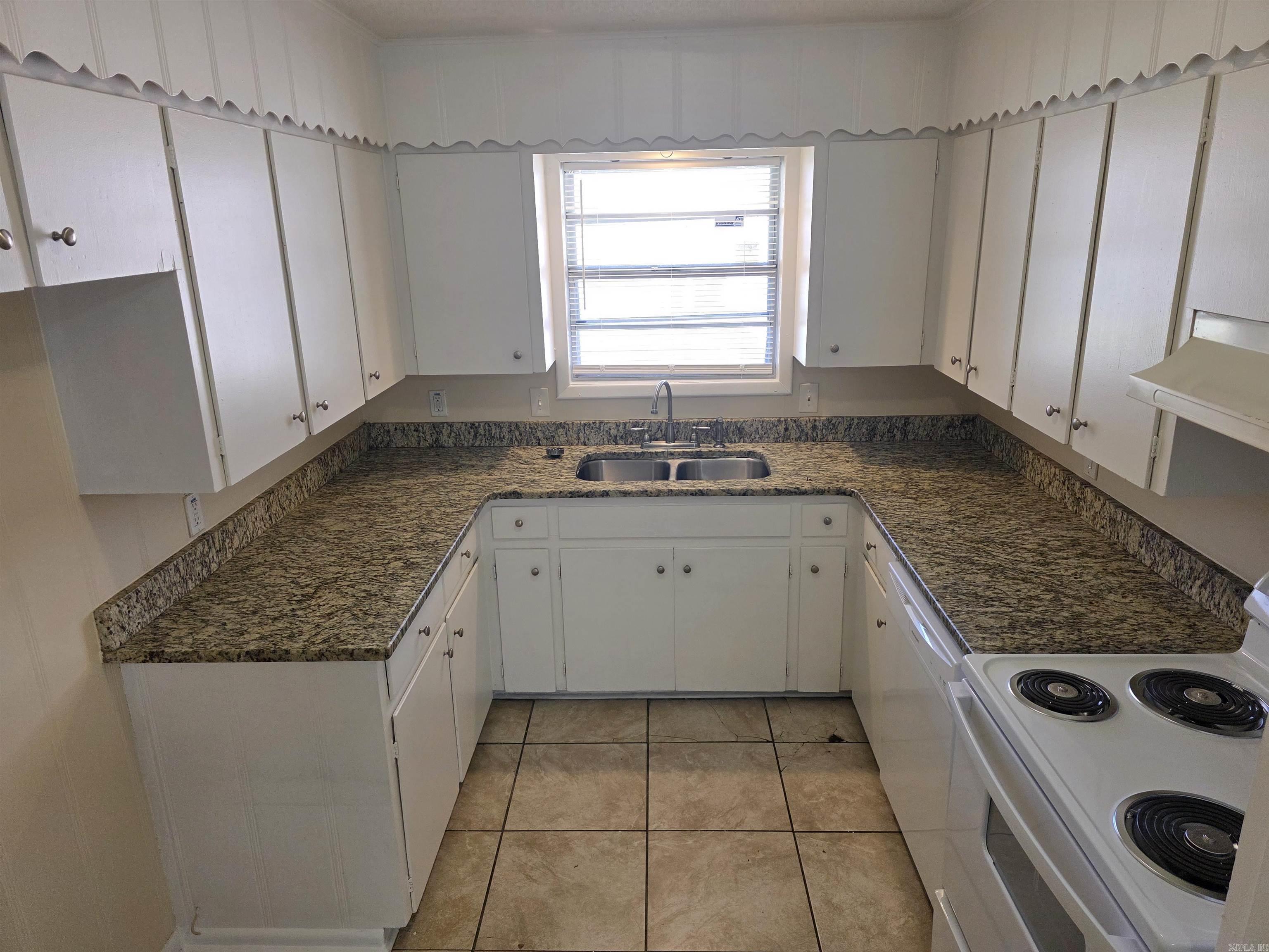 TOMLINSON ADDN - Residential