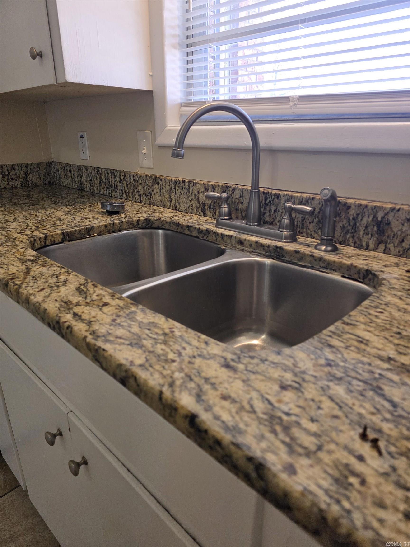 TOMLINSON ADDN - Residential