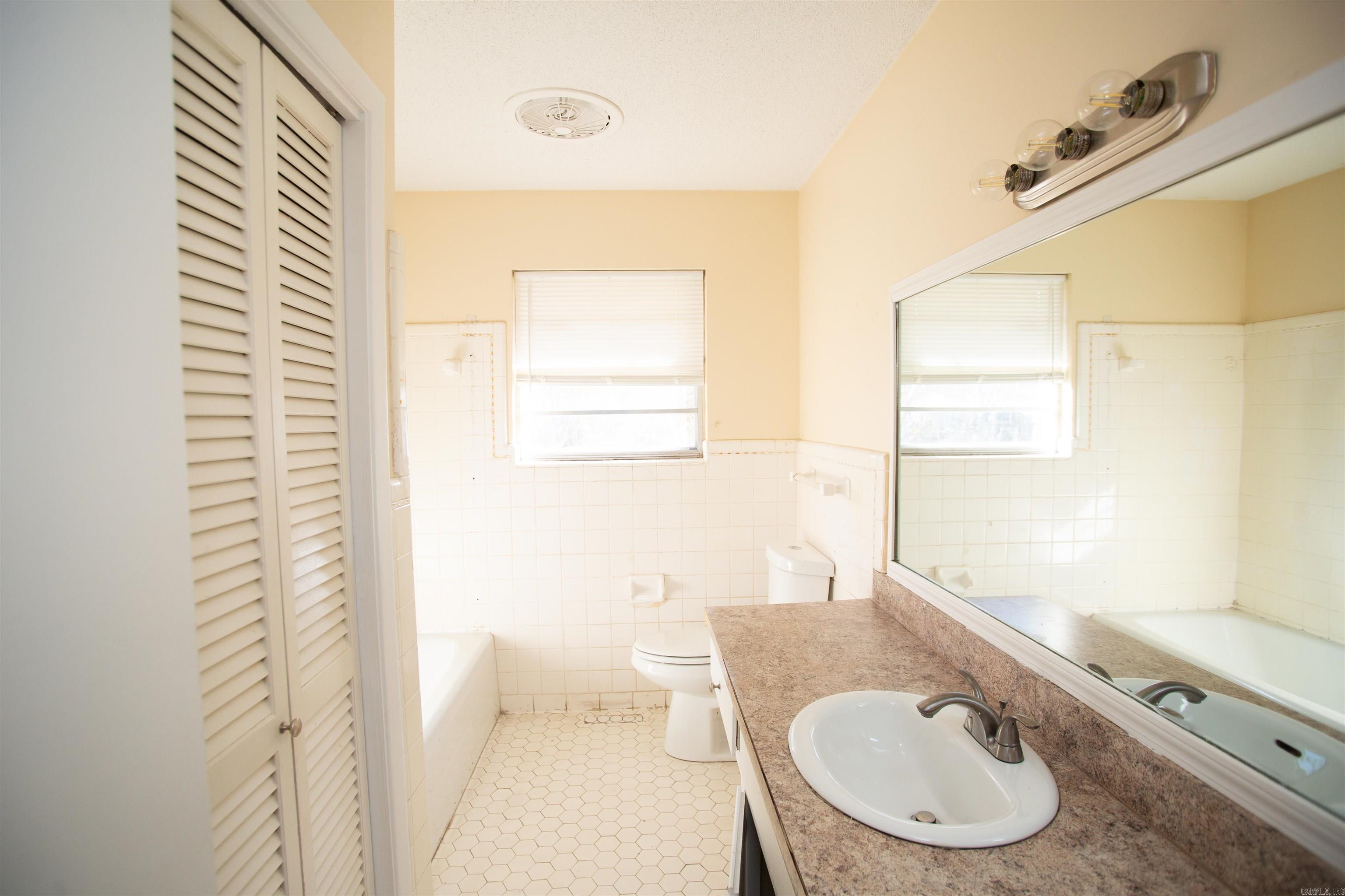 TOMLINSON ADDN - Residential