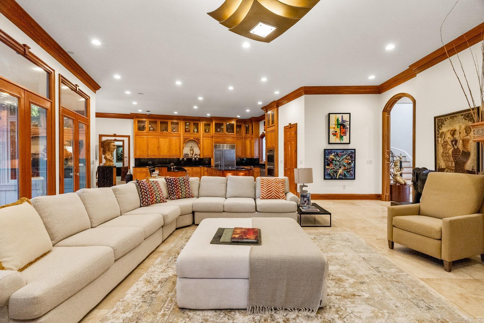 CHENAL VALLEY SOLOGNE CIRCLE - Residential