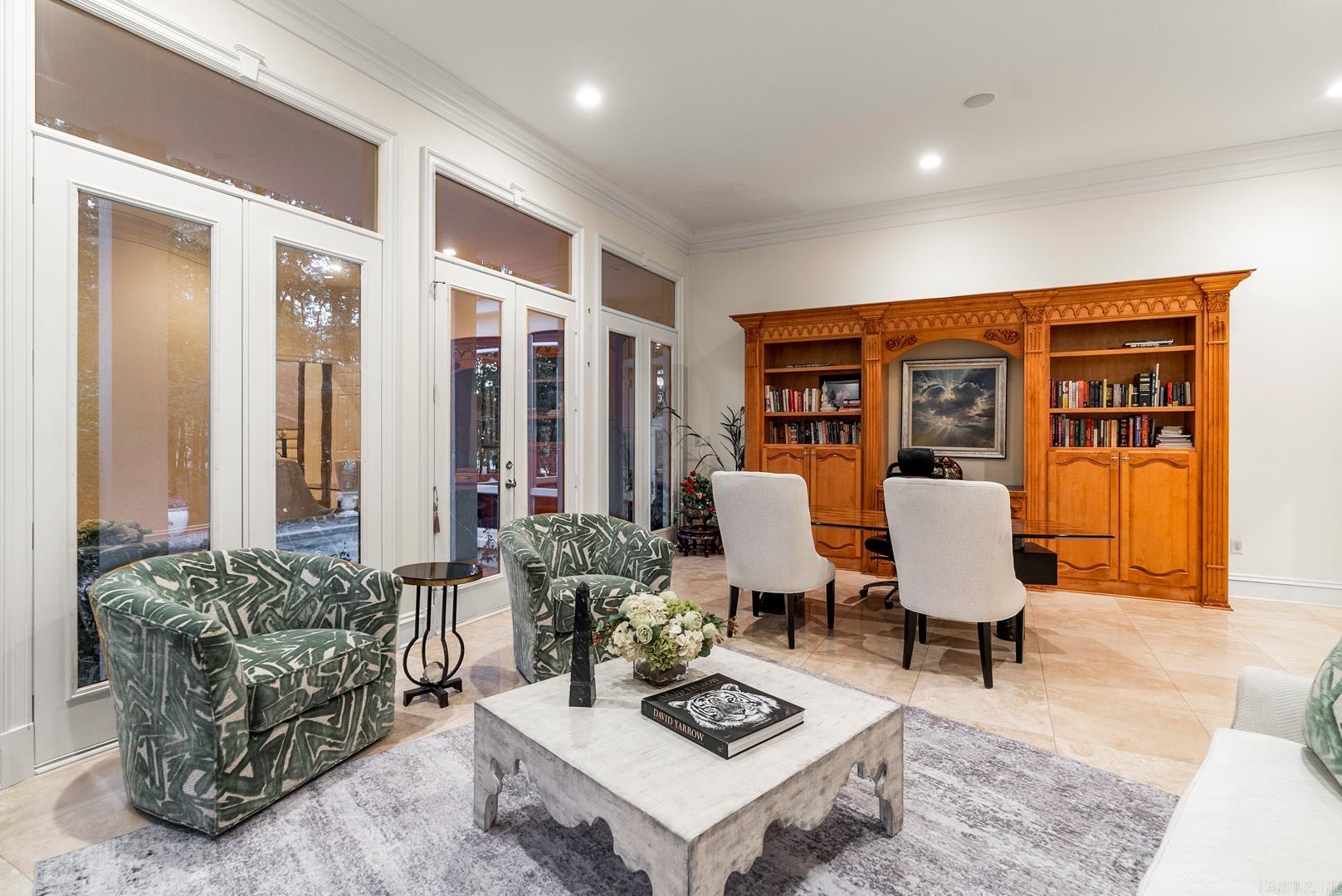 CHENAL VALLEY SOLOGNE CIRCLE - Residential