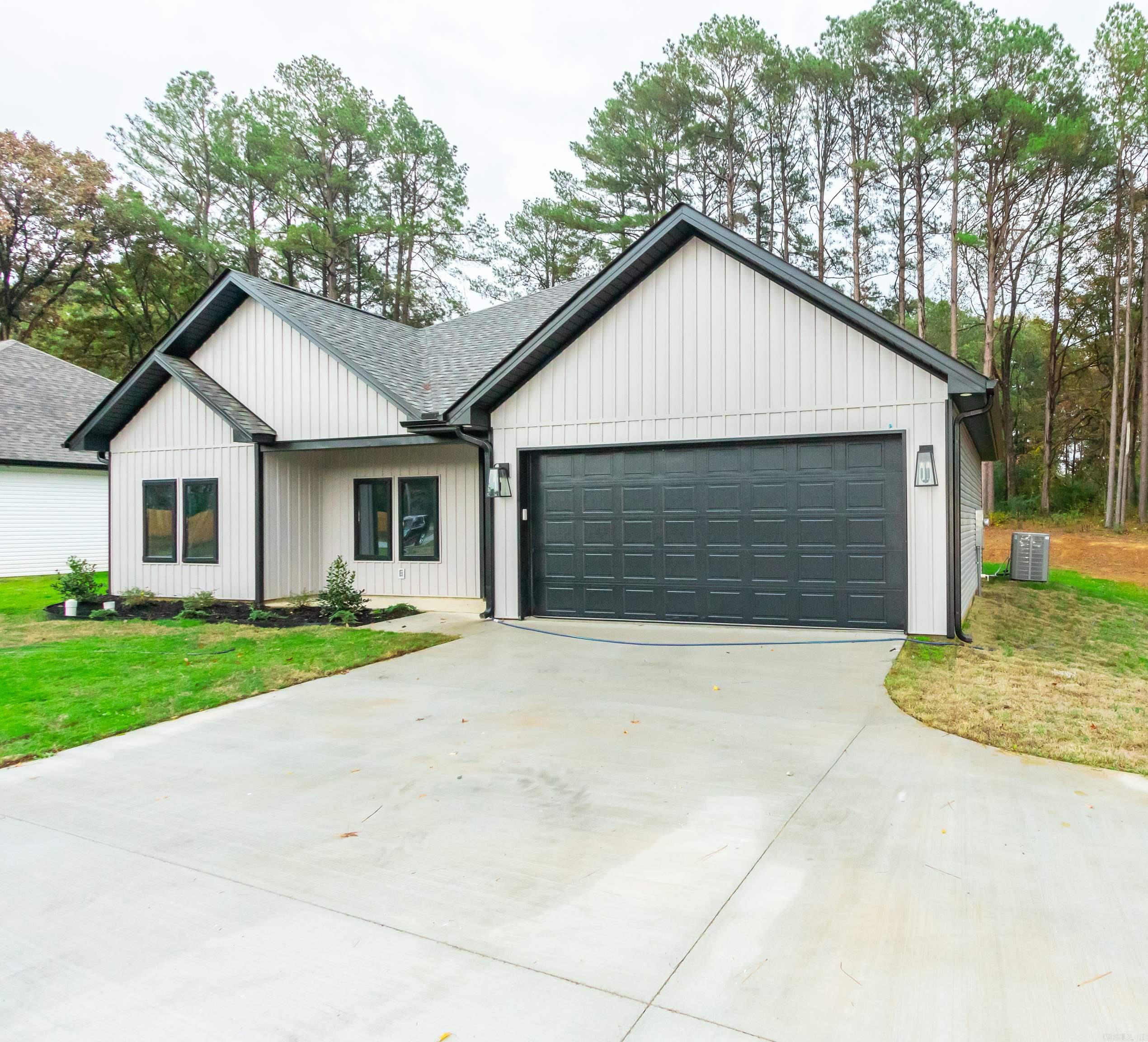 SORRELLS & DEWOODY ADD - Residential