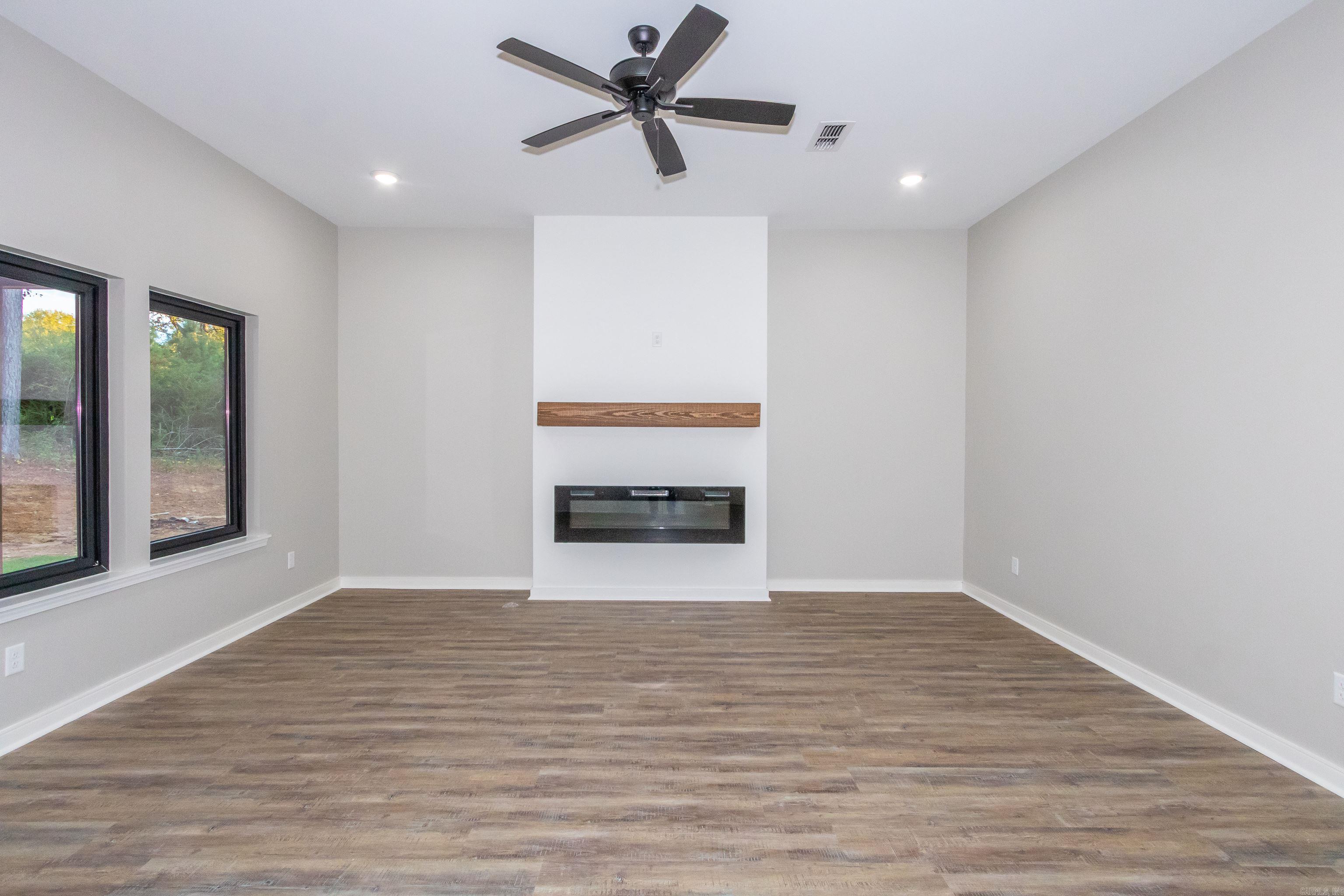 SORRELLS & DEWOODY ADD - Residential