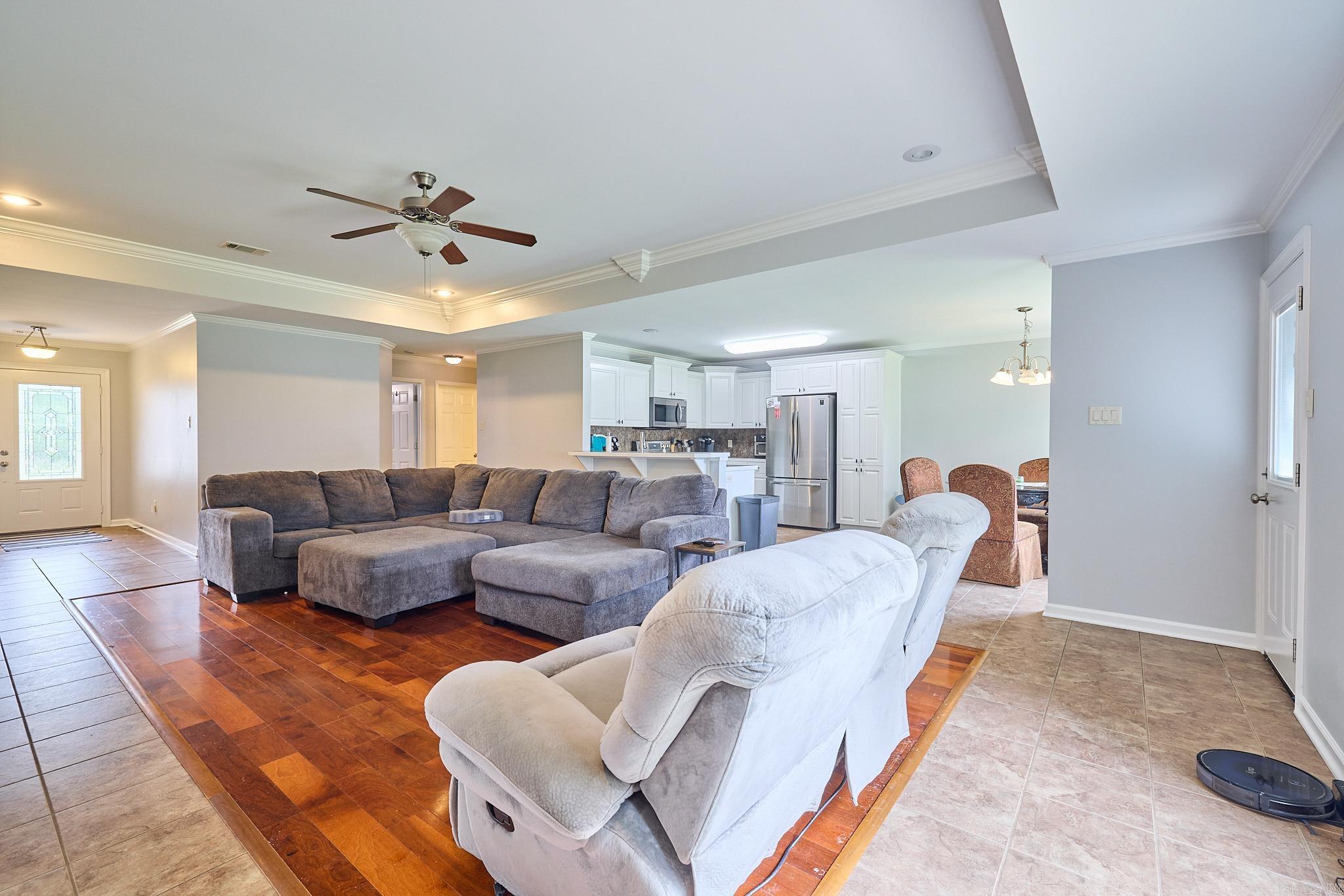 HICKORY SPRINGS - Residential