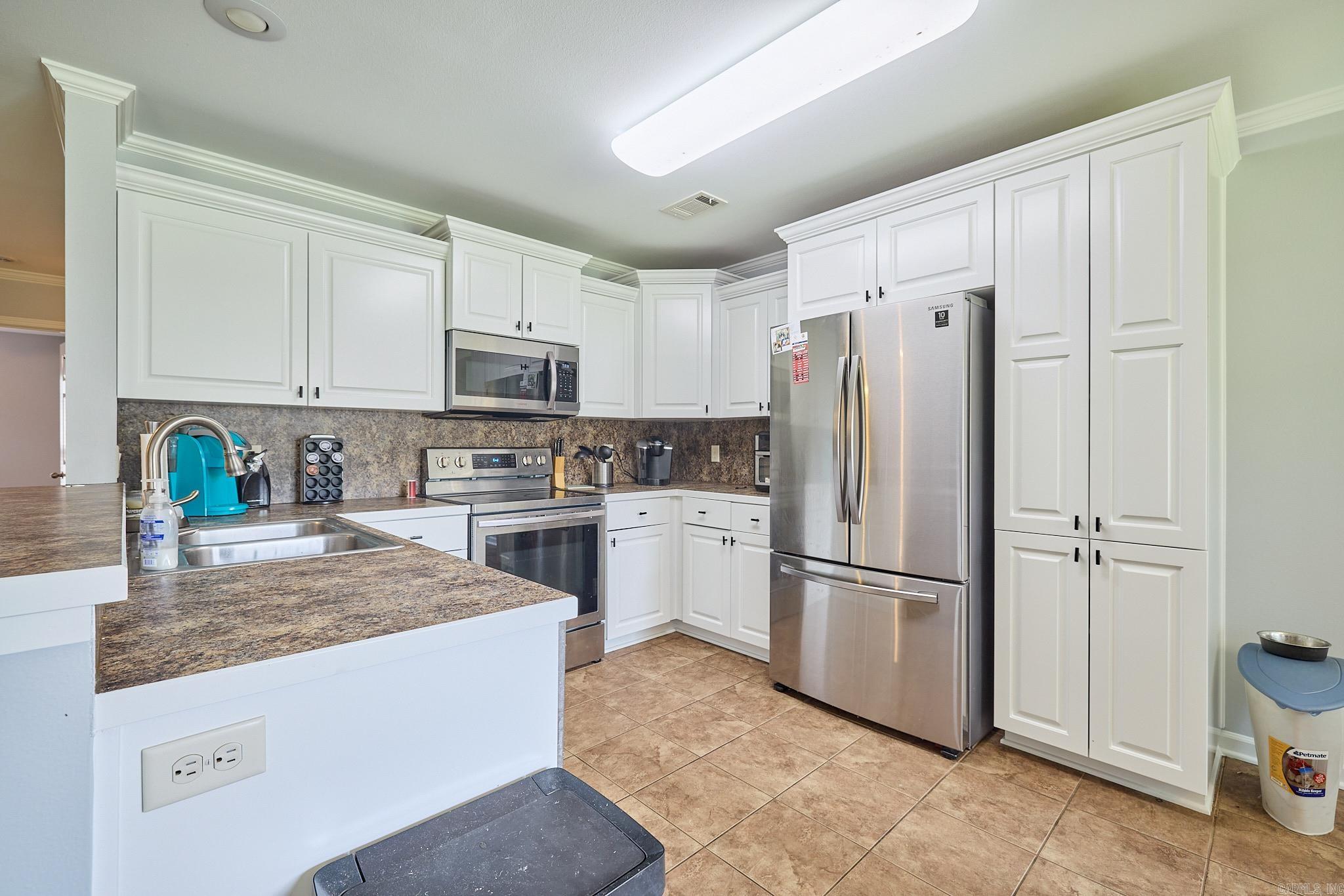 HICKORY SPRINGS - Residential