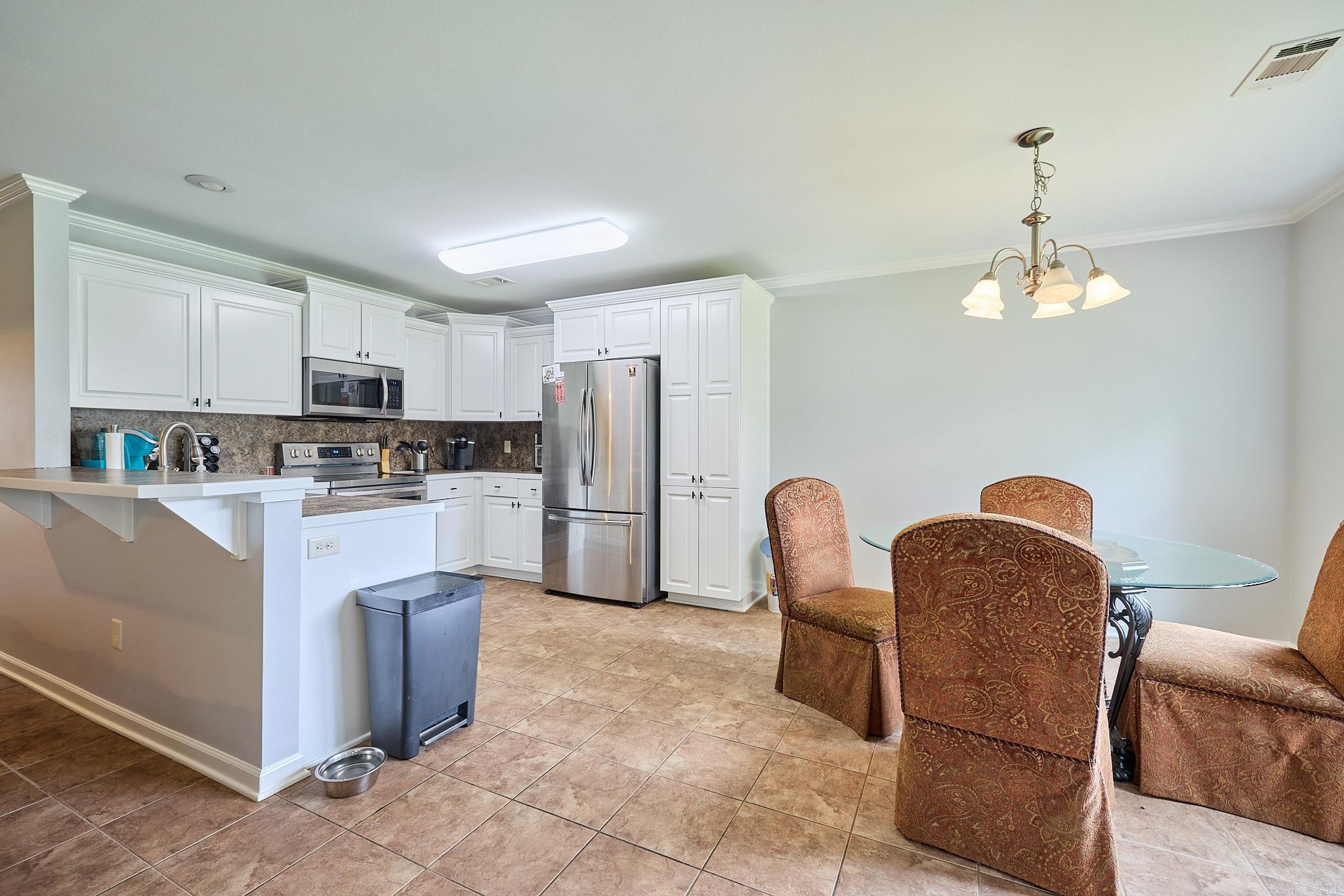 HICKORY SPRINGS - Residential