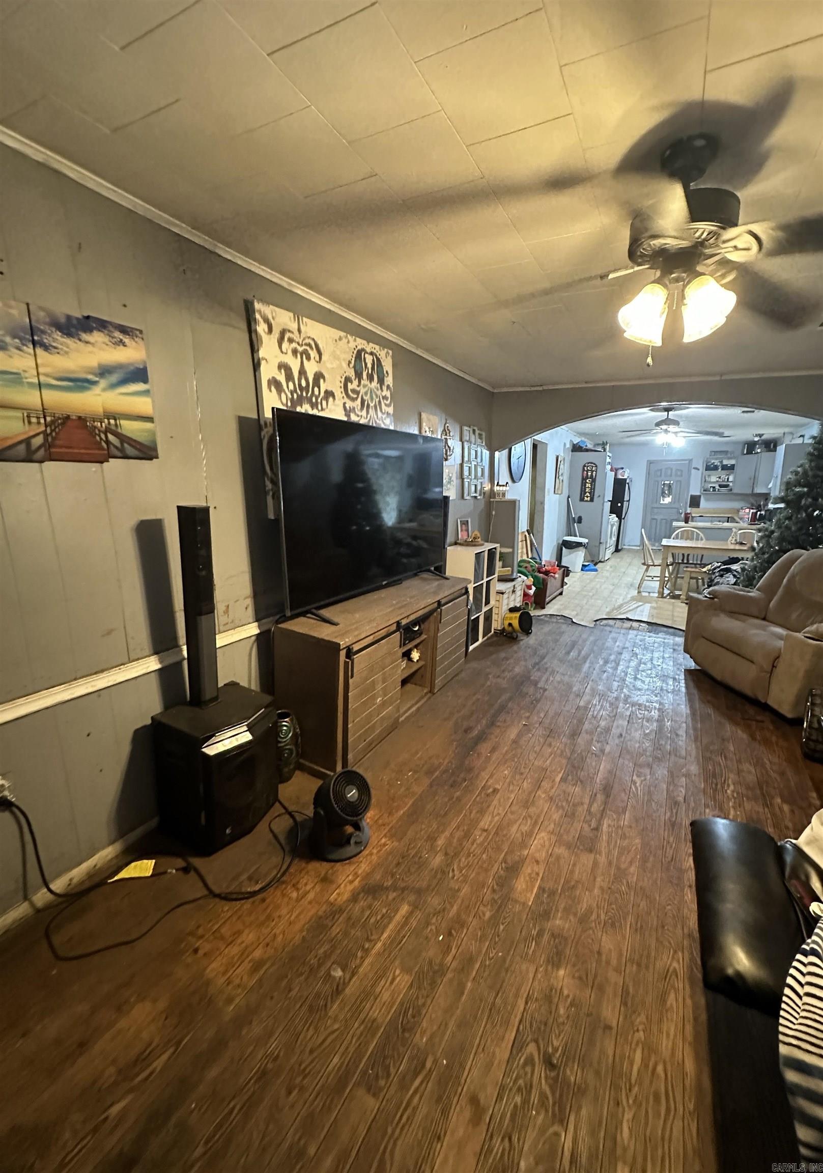 POINSETT LUMBAR & MFG - Residential