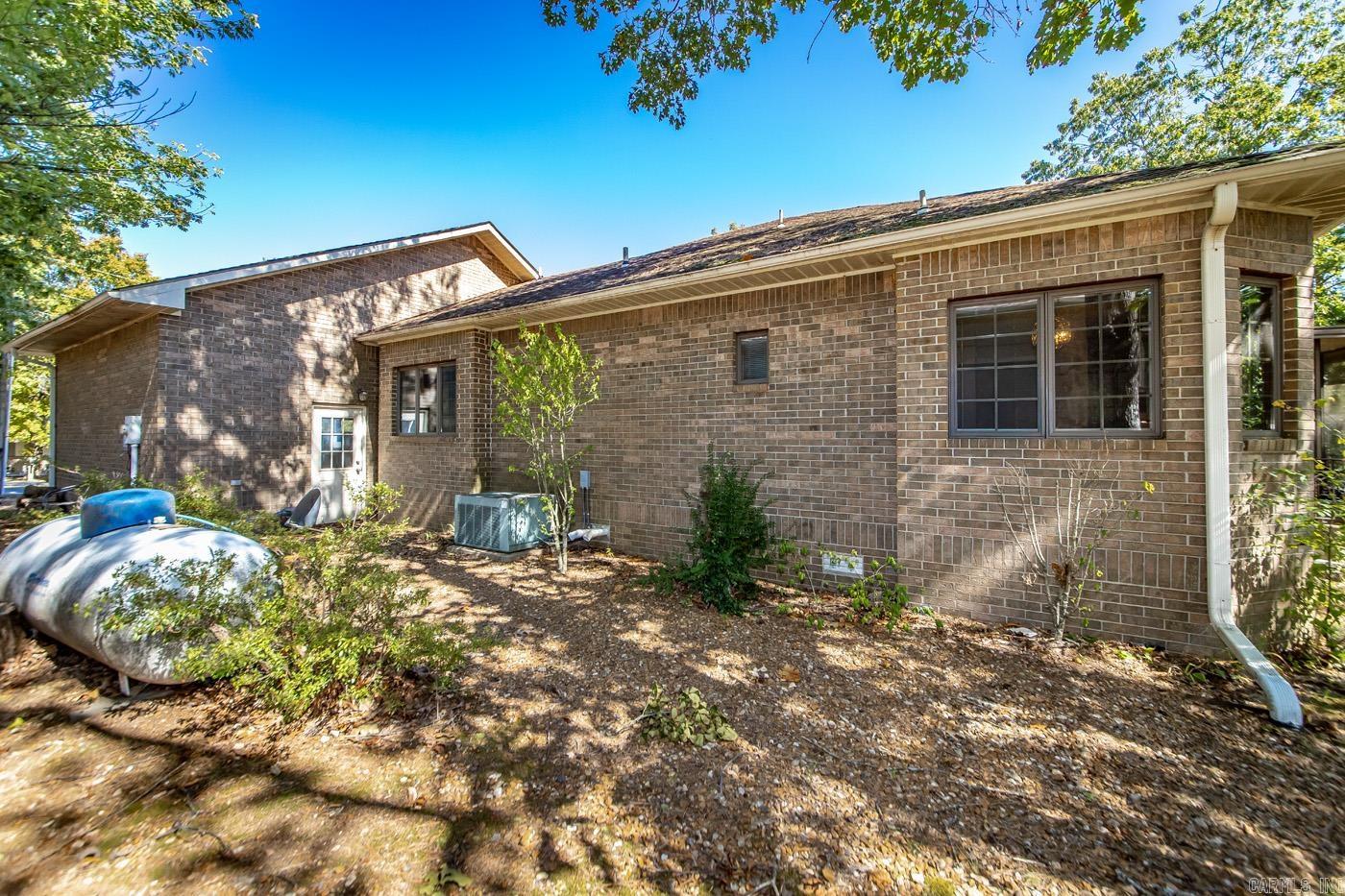 INDIAN HILLS - Residential