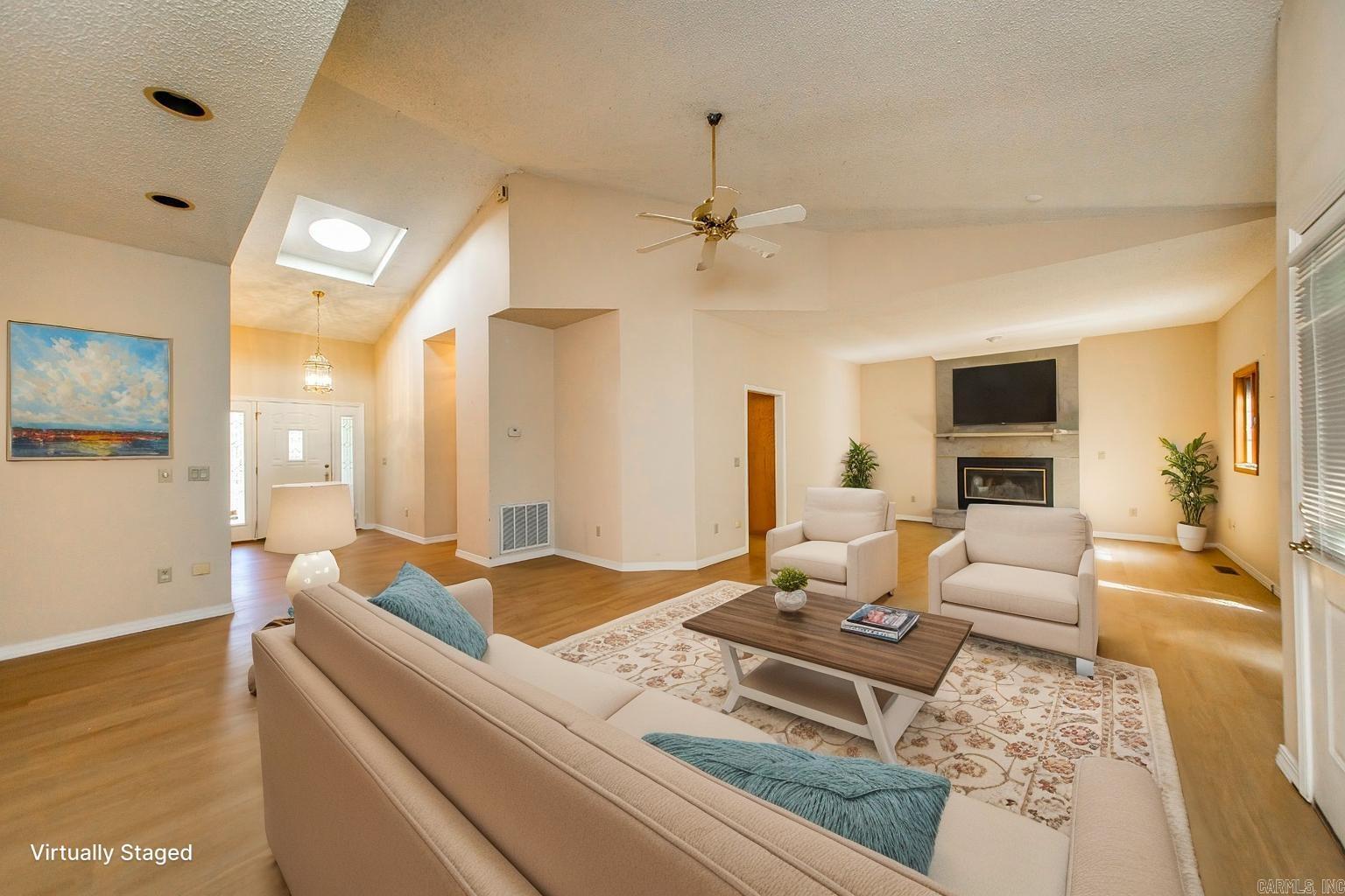 INDIAN HILLS - Residential