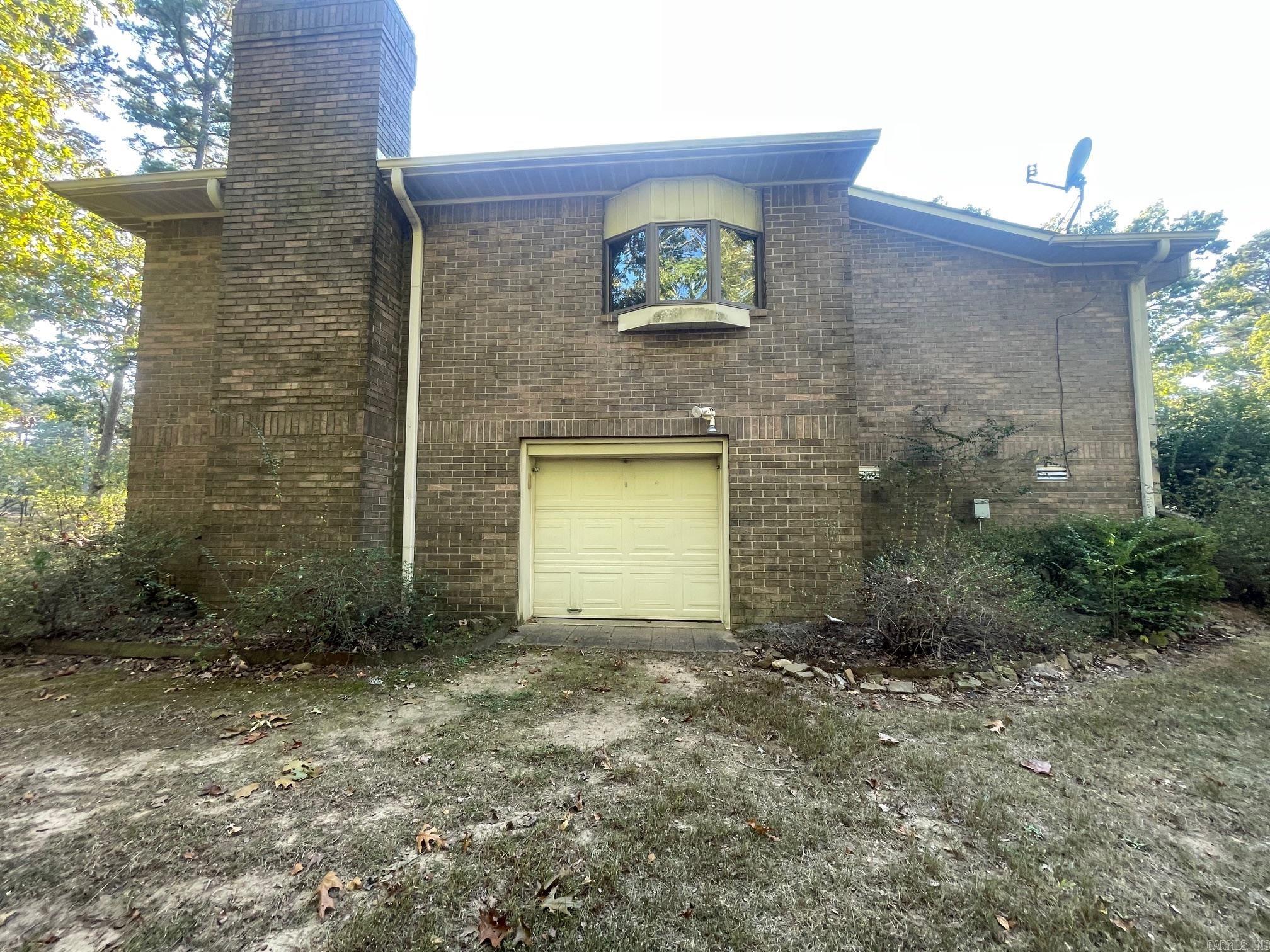 INDIAN HILLS - Residential