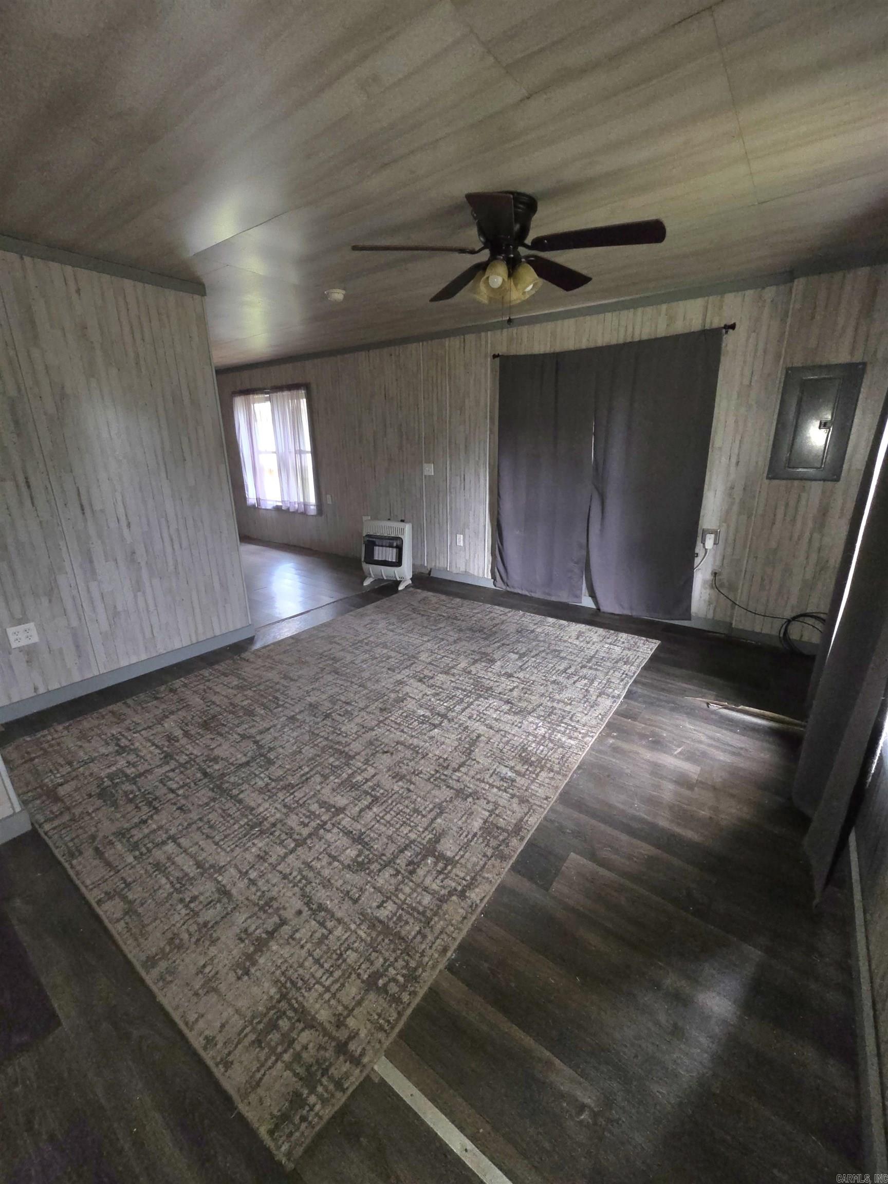 REEVES PINE GROVE - Residential