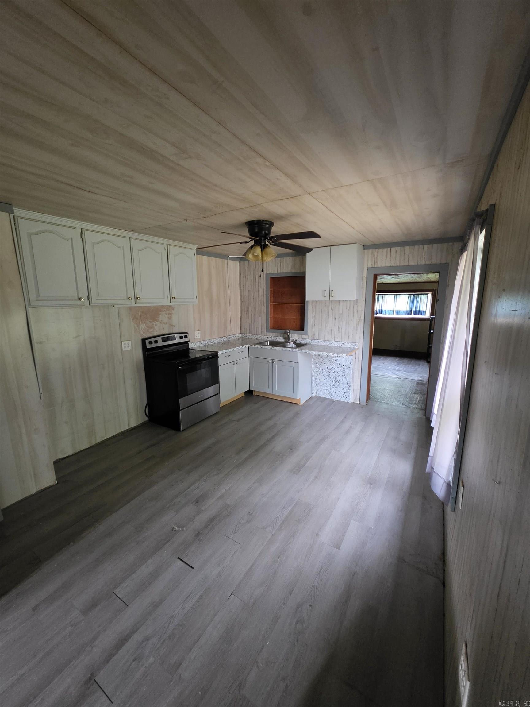 REEVES PINE GROVE - Residential