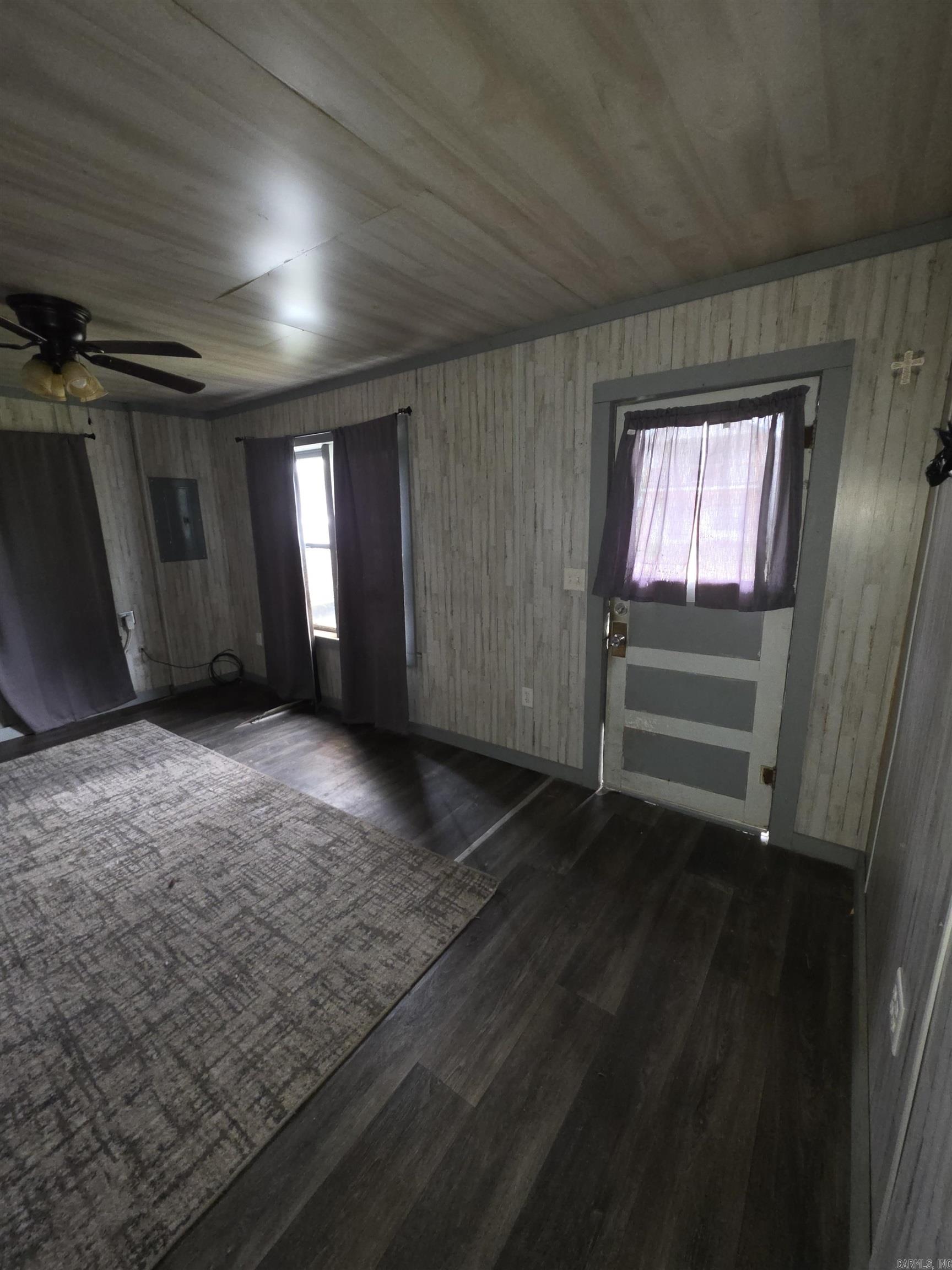 REEVES PINE GROVE - Residential