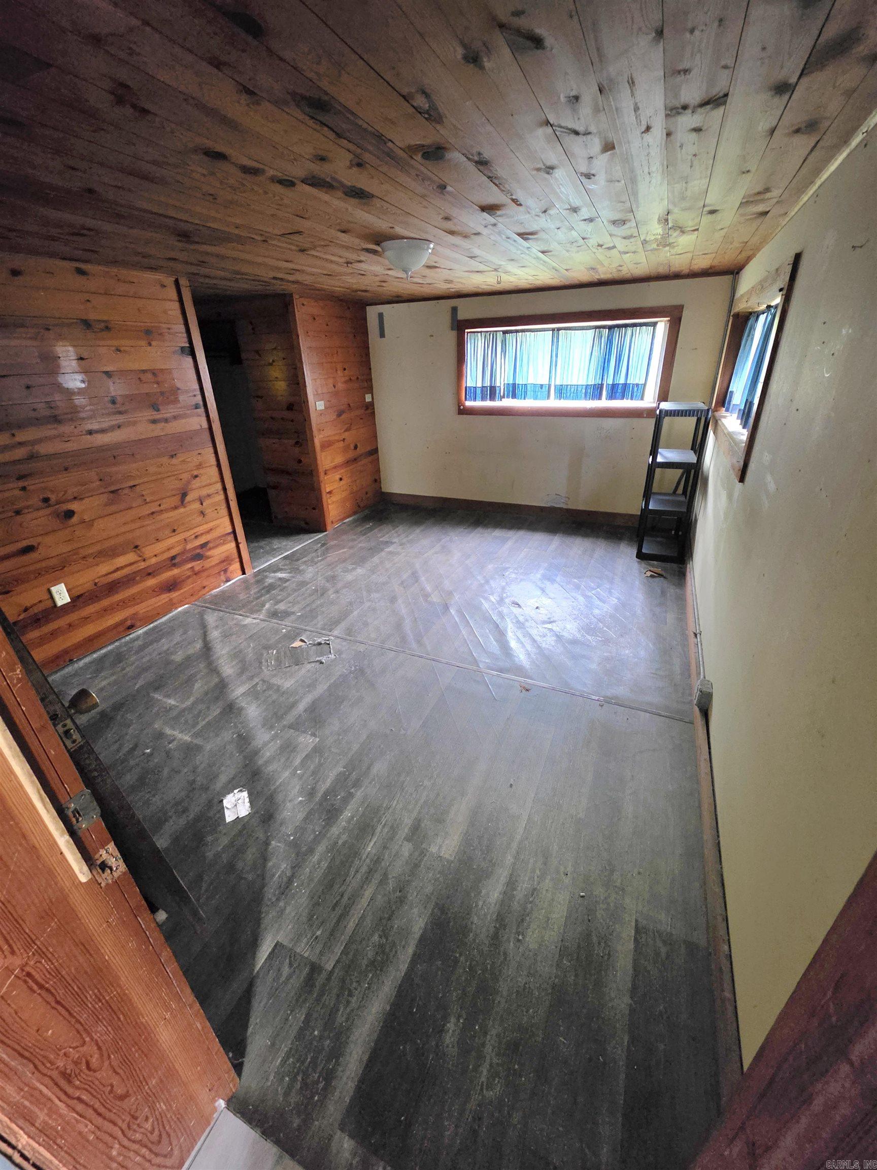 REEVES PINE GROVE - Residential