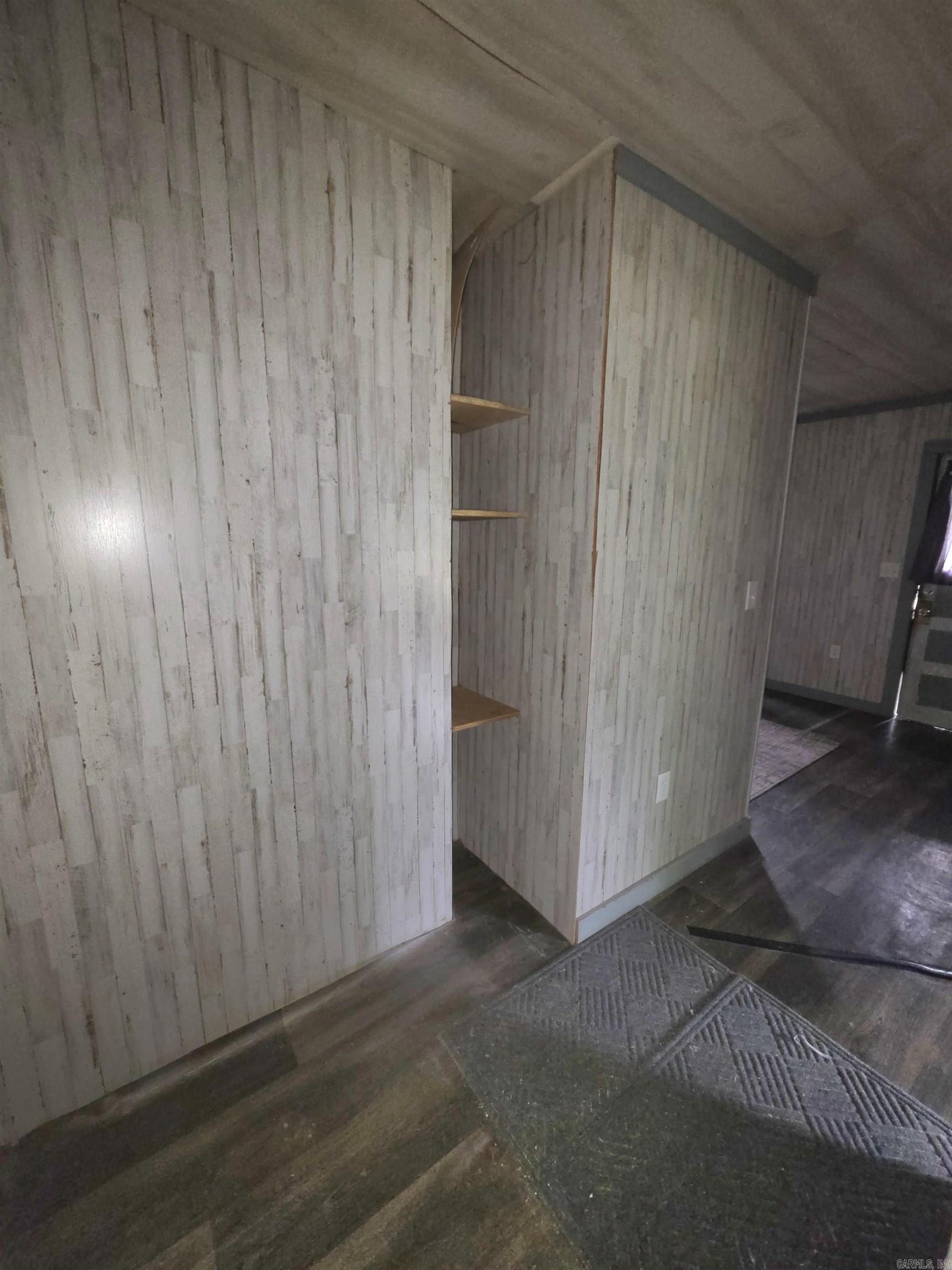 REEVES PINE GROVE - Residential