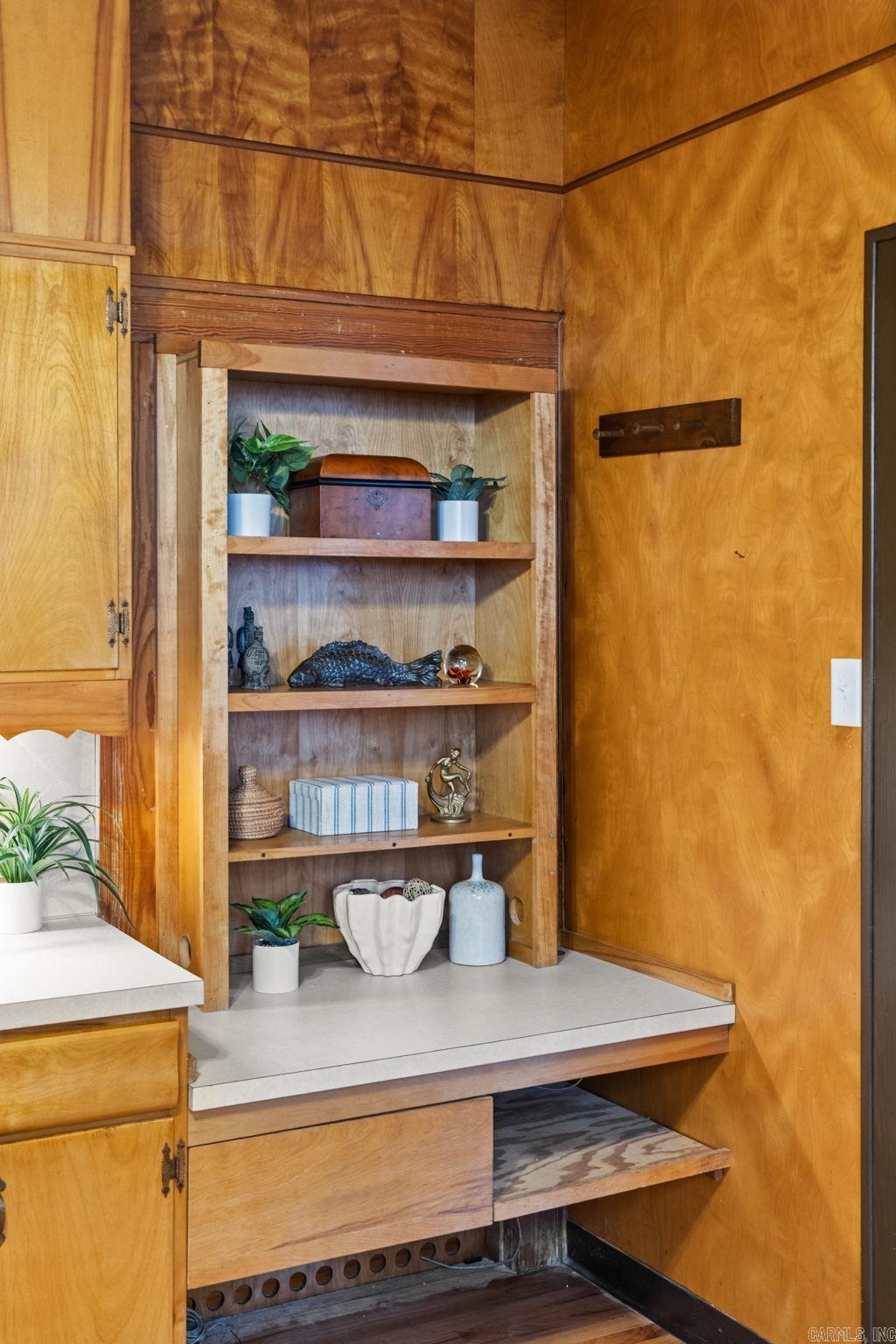 MIDLAND HILLS - Residential