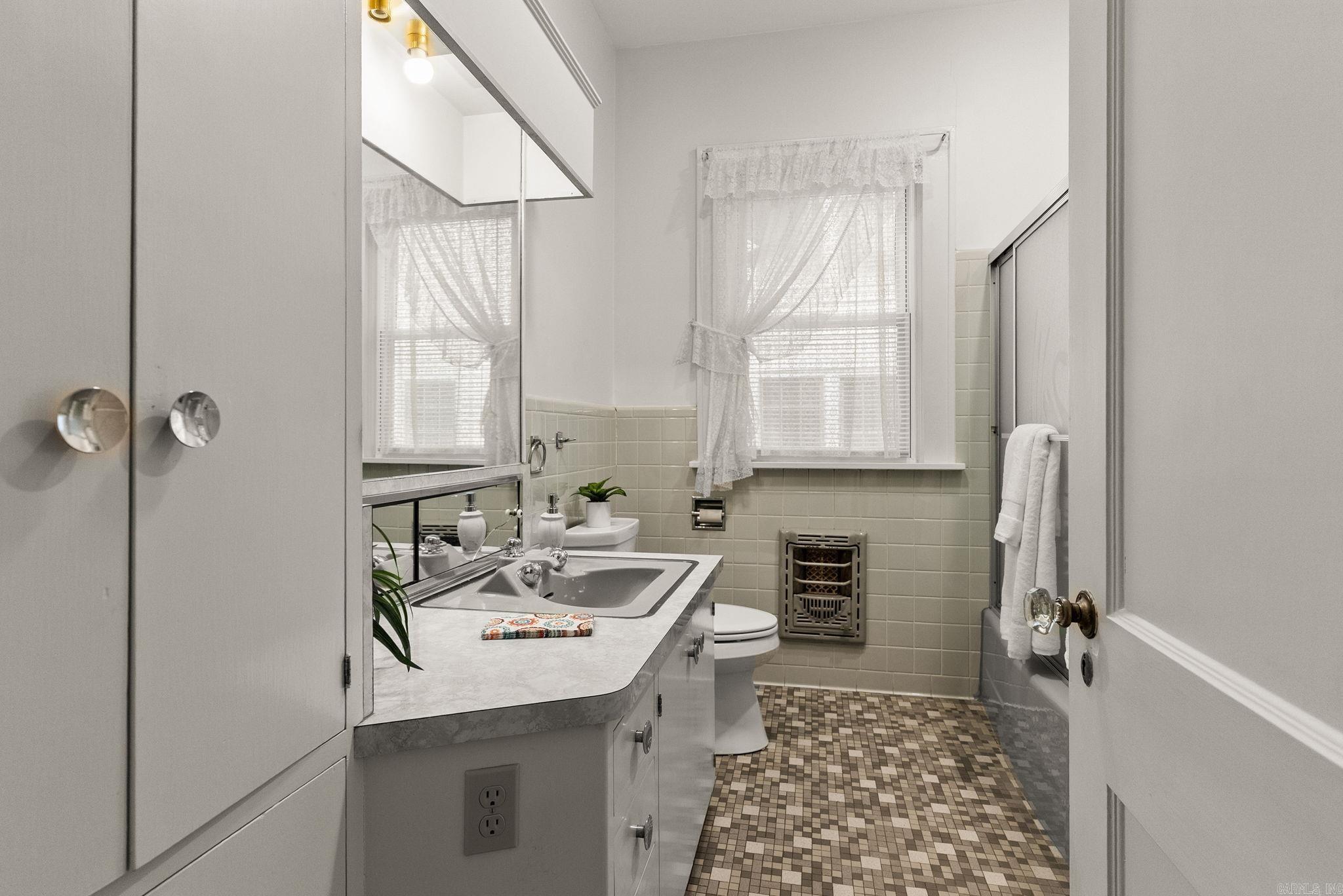 MIDLAND HILLS - Residential