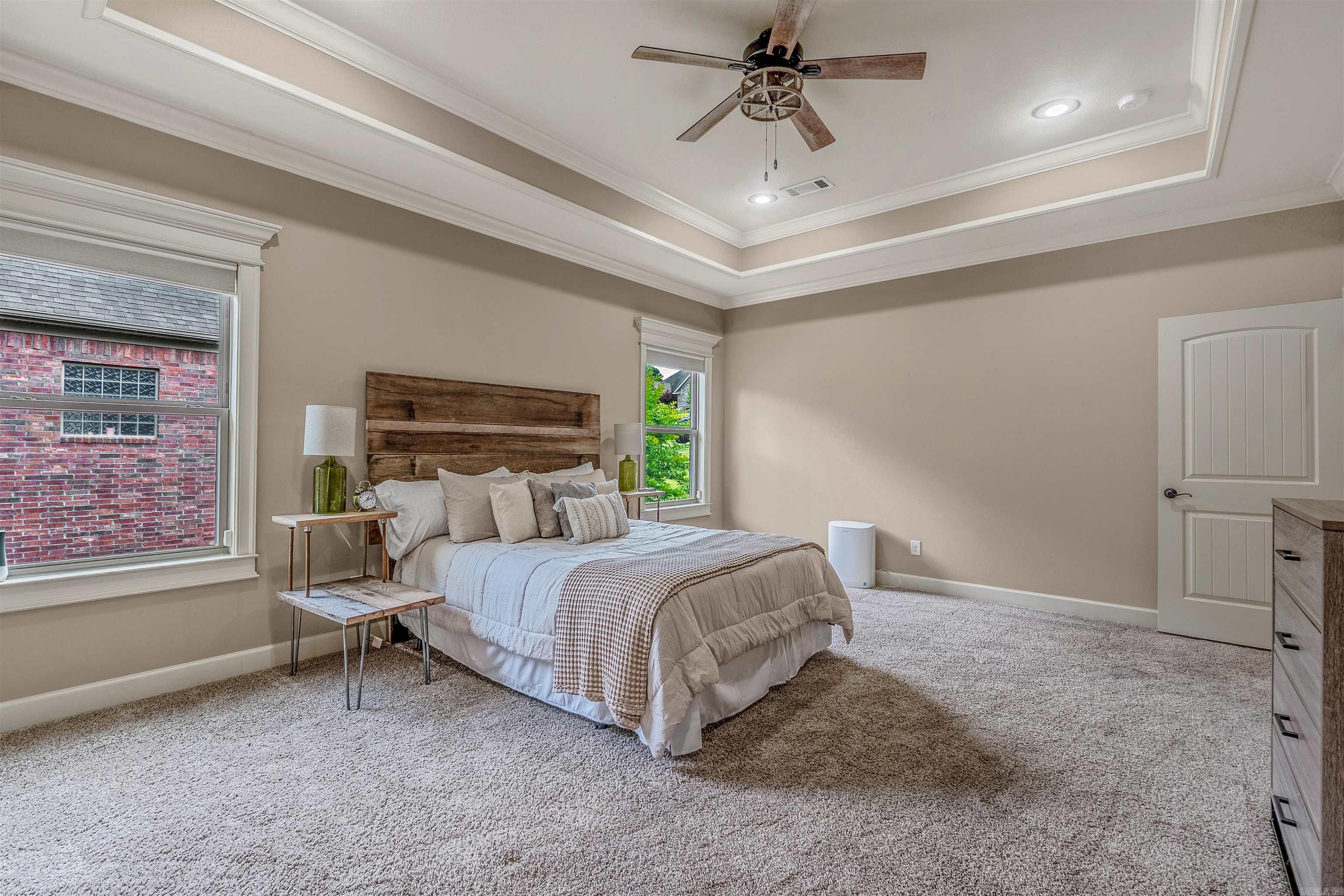 WOODLANDS EDGE - Residential