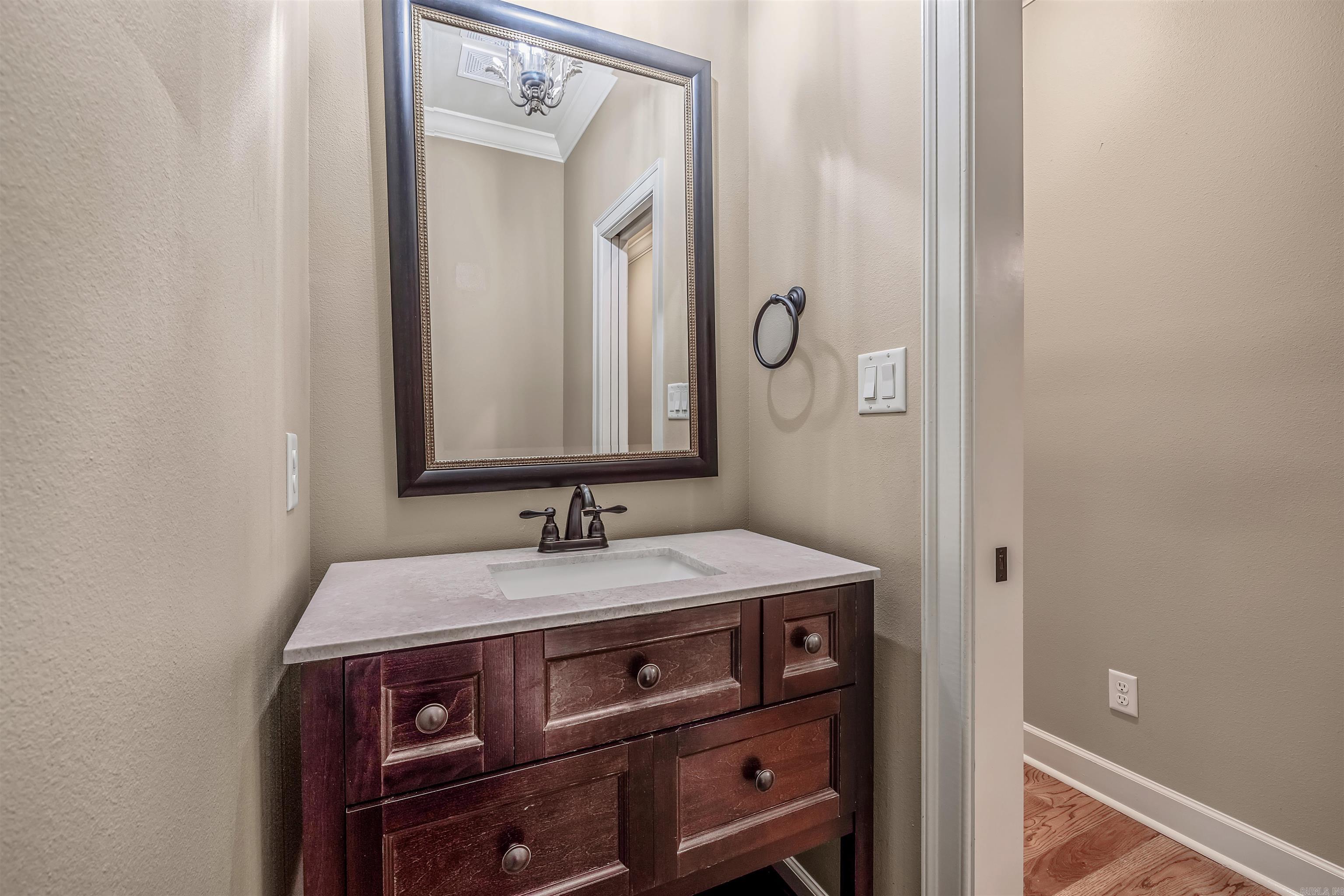 WOODLANDS EDGE - Residential