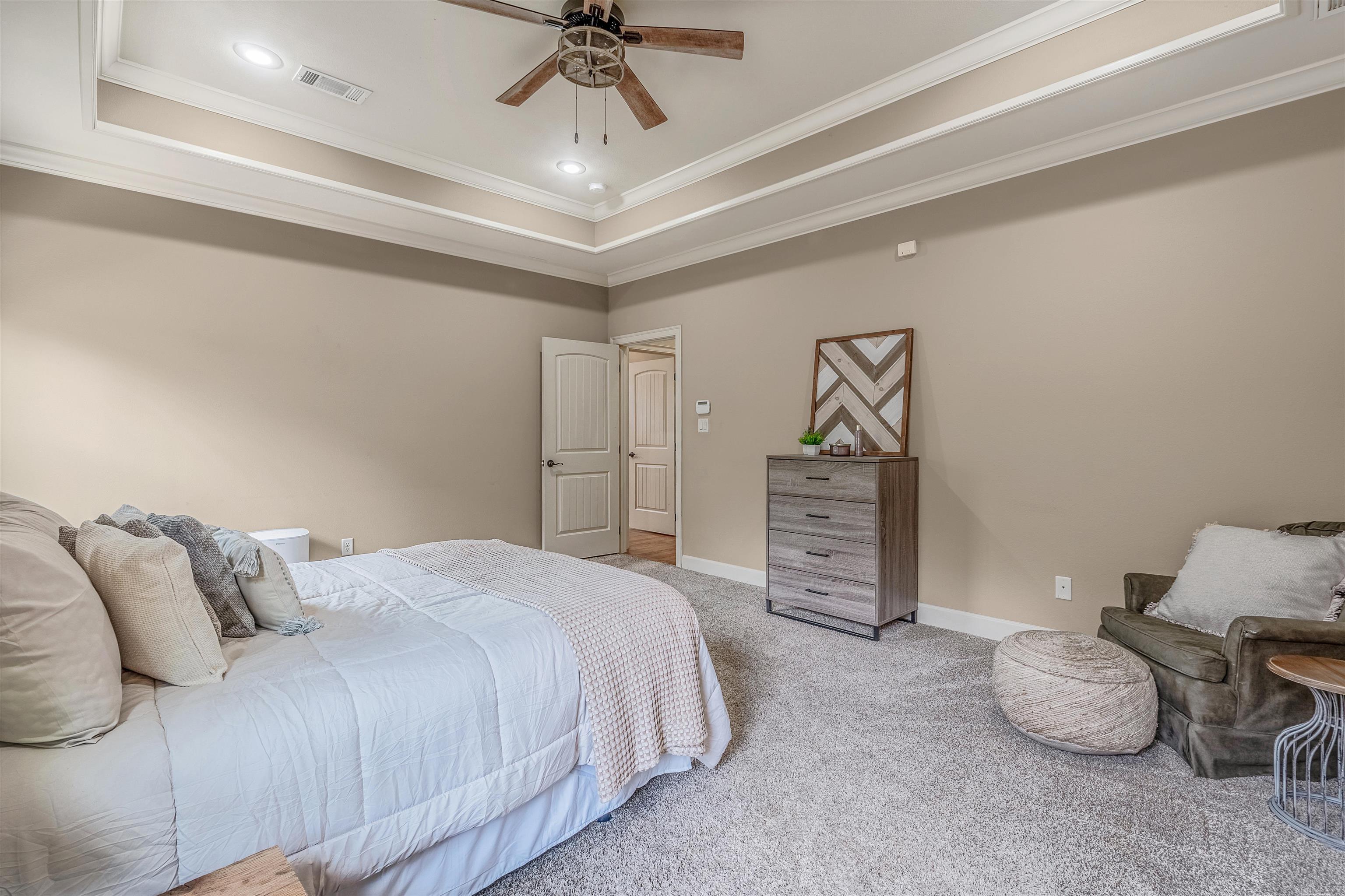 WOODLANDS EDGE - Residential