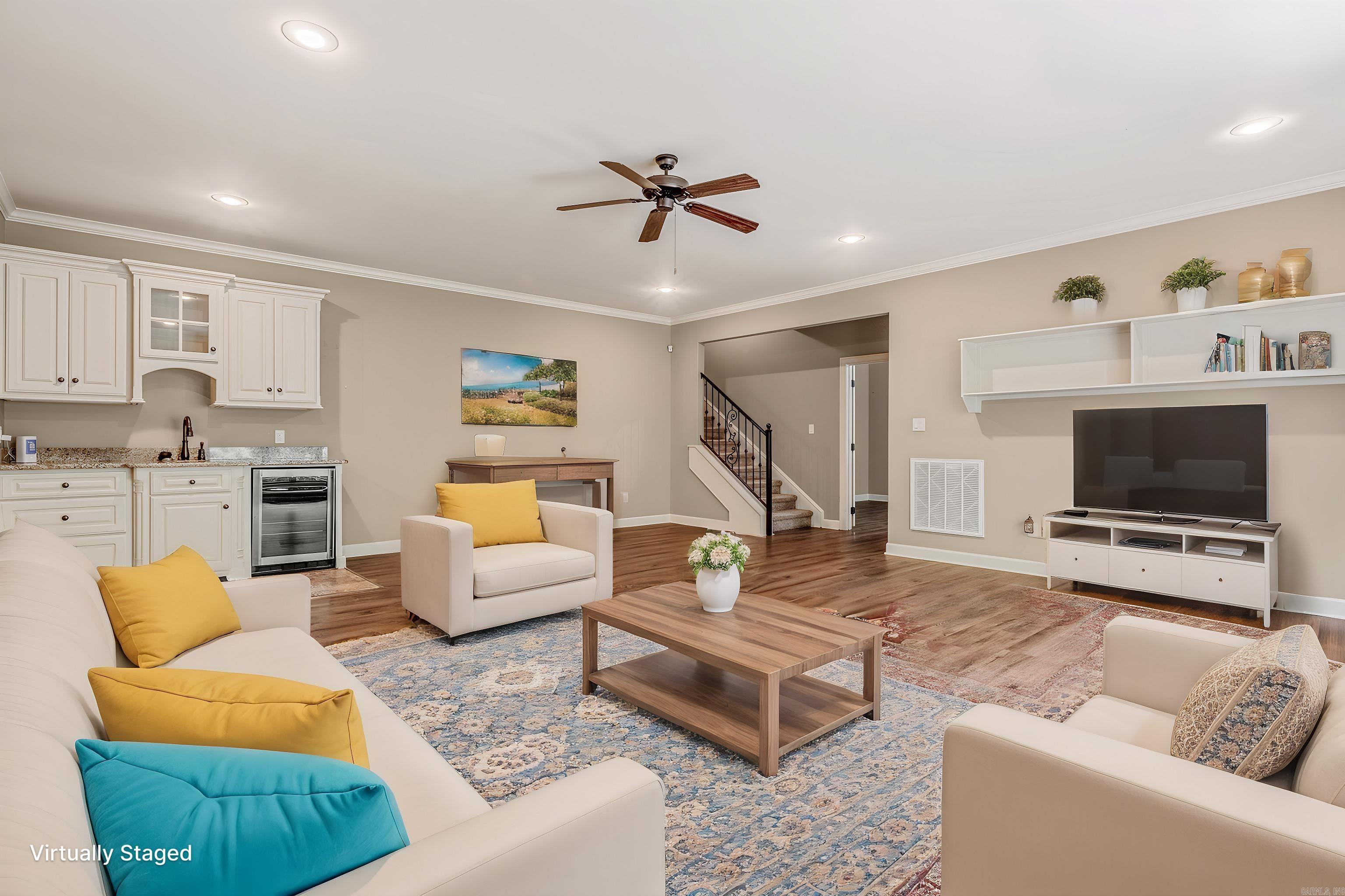 WOODLANDS EDGE - Residential