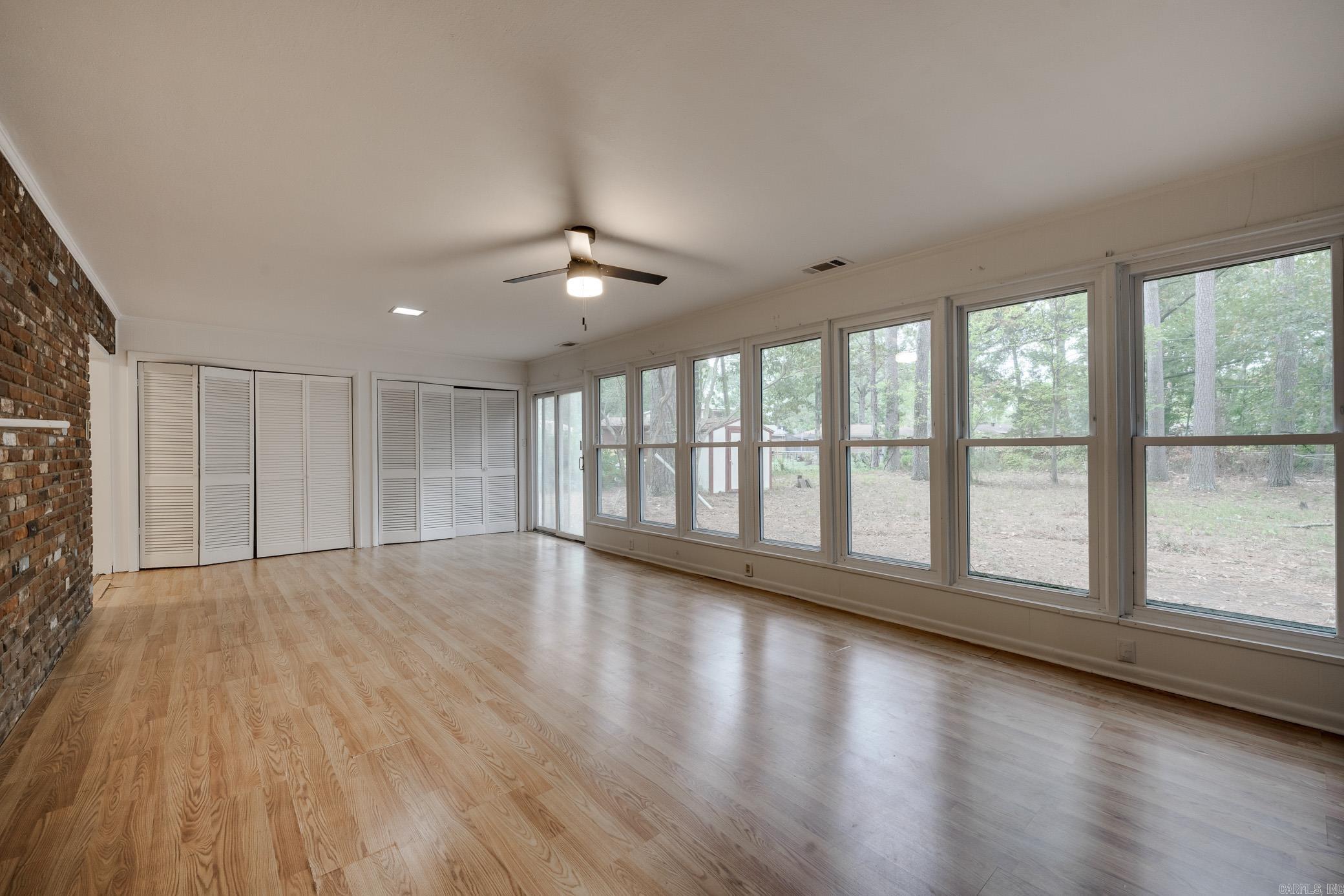 WINDAMERE - Residential