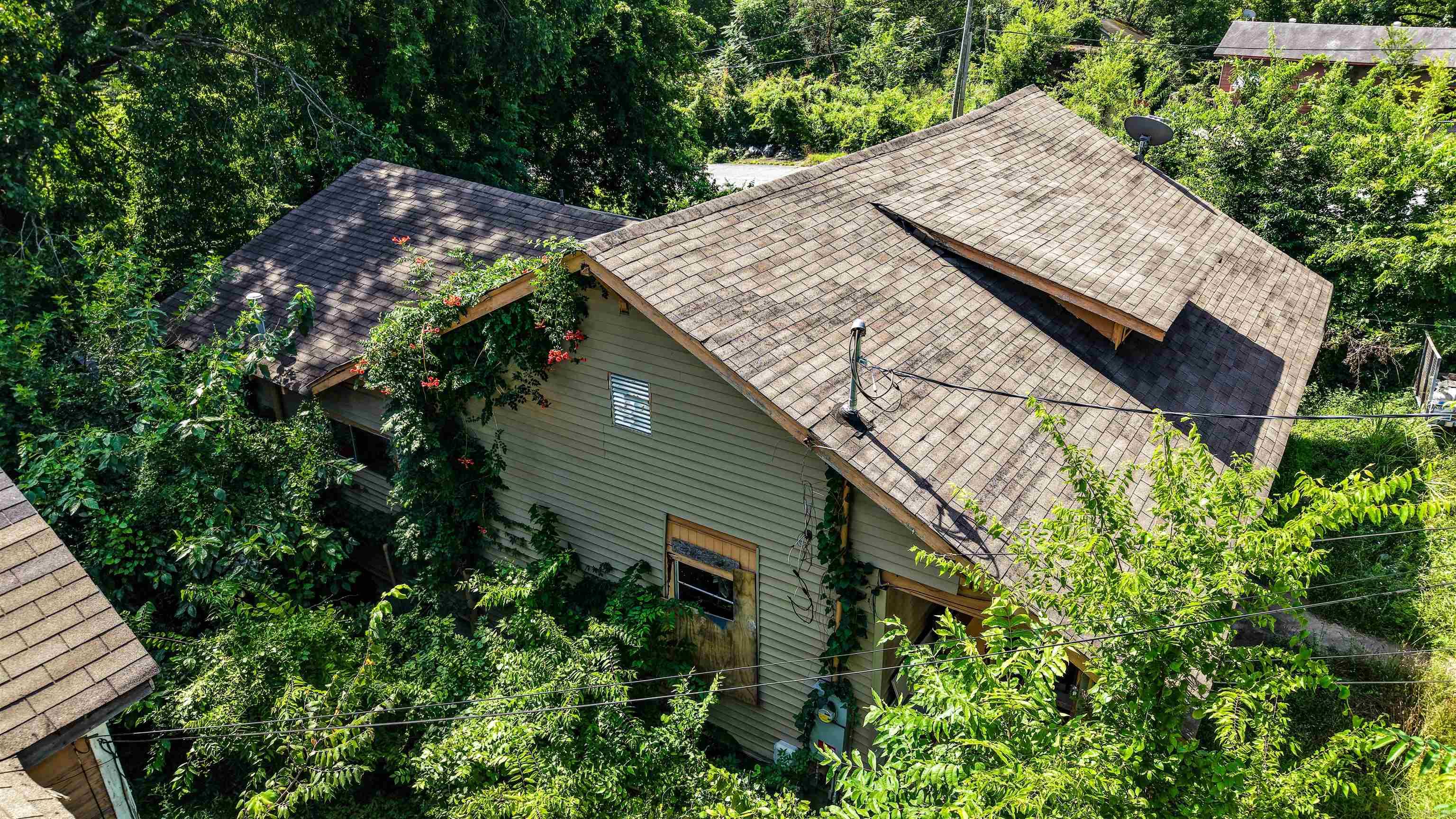 DESHON J W - Residential