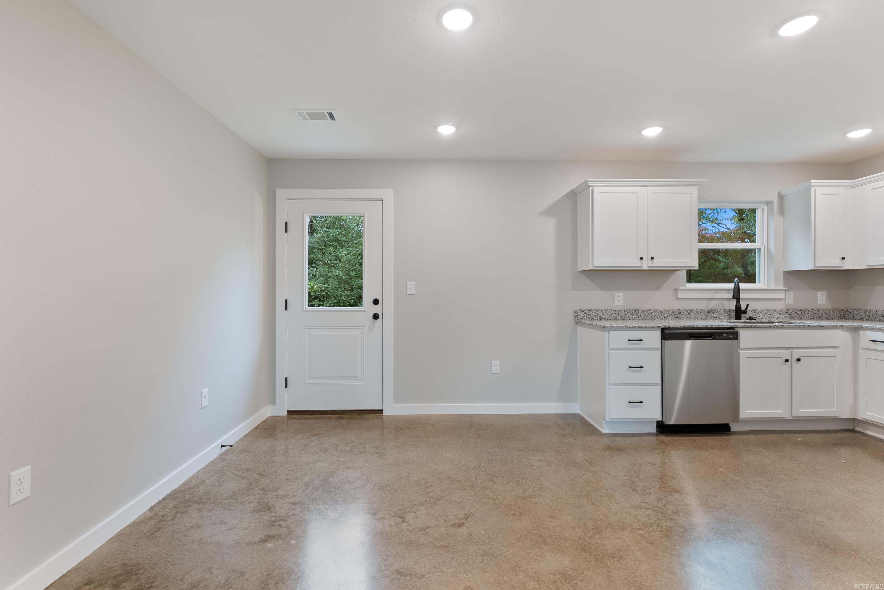 PARKWAY ESTATE - Residential