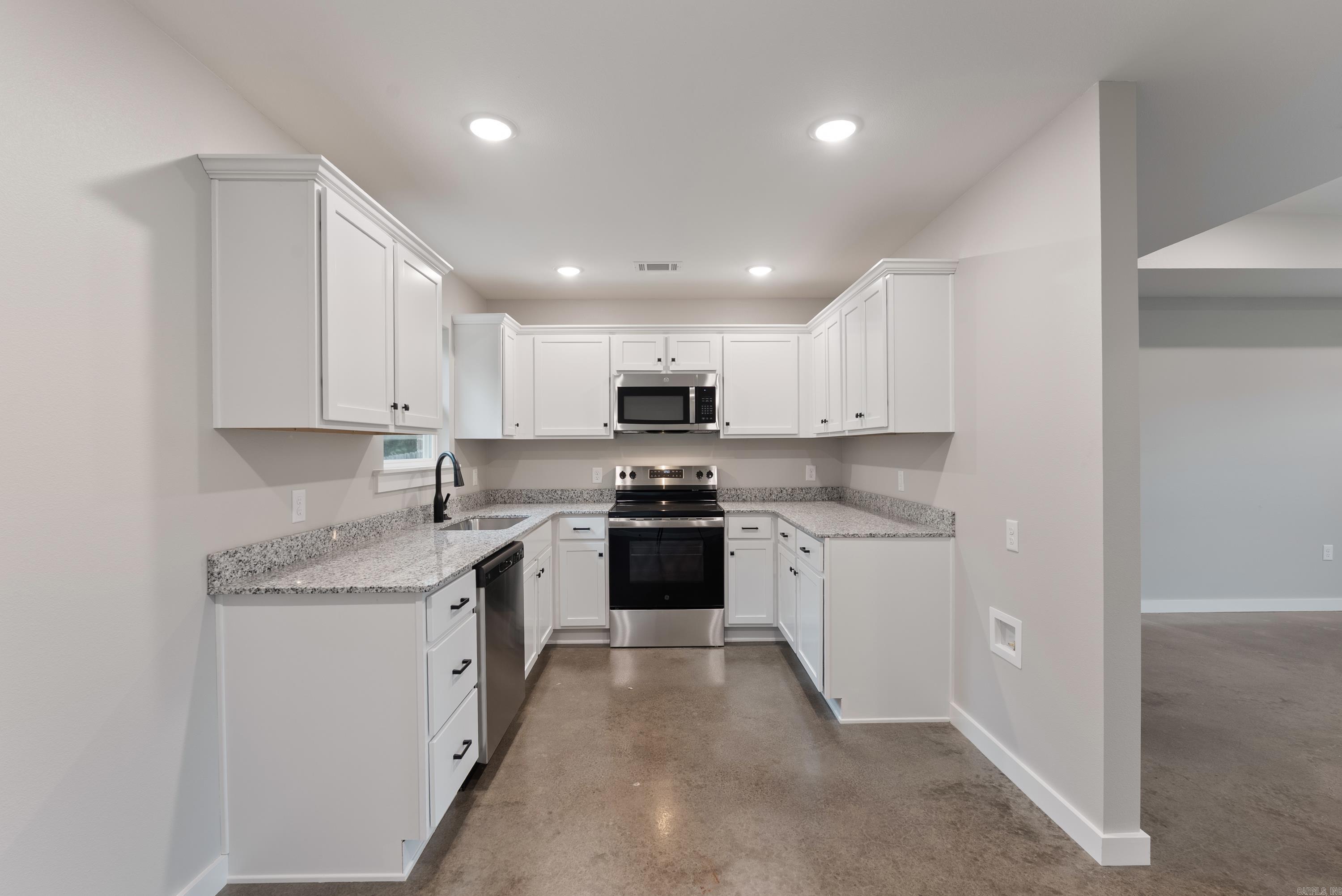 PARKWAY ESTATE - Residential