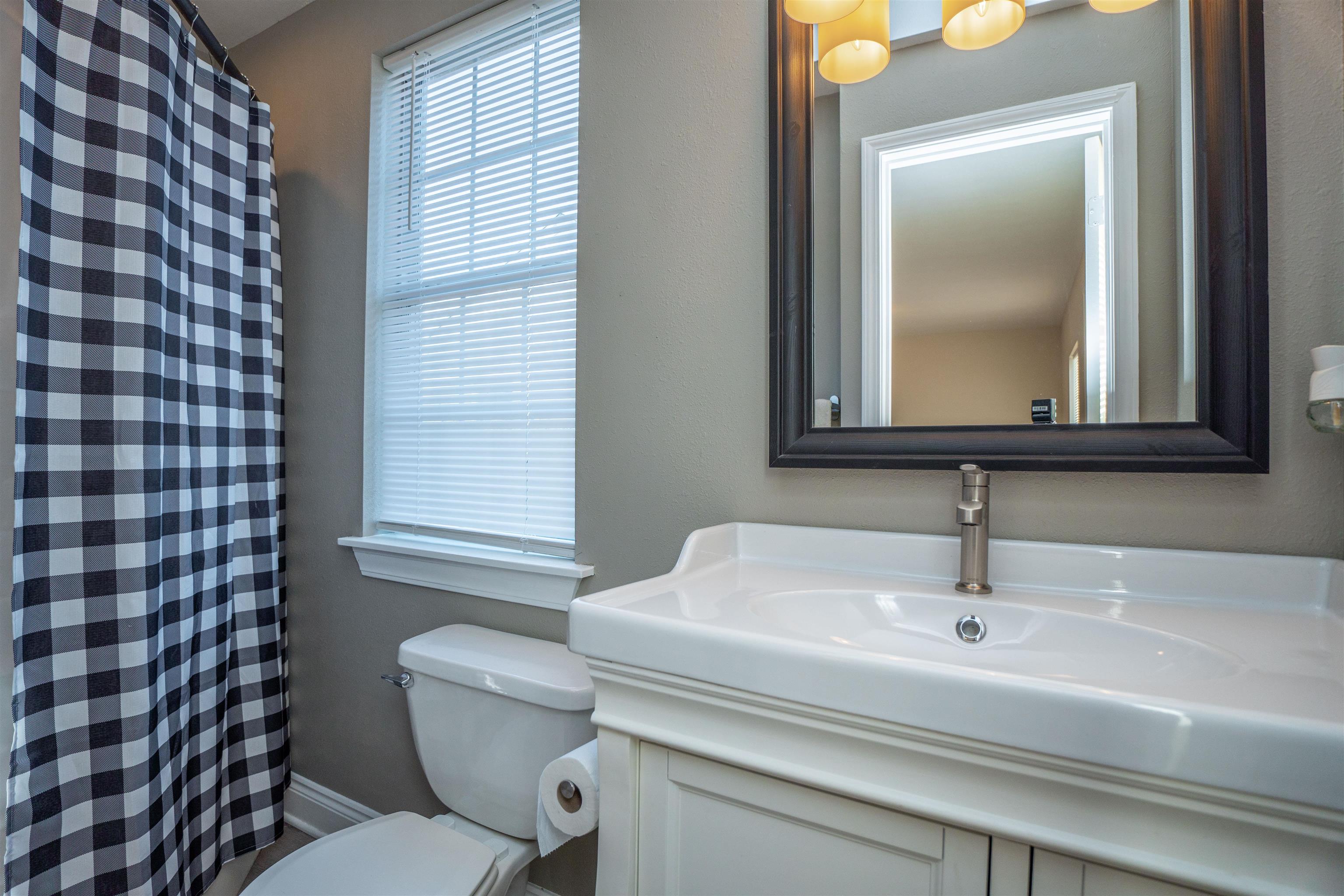 MALONEY - Residential