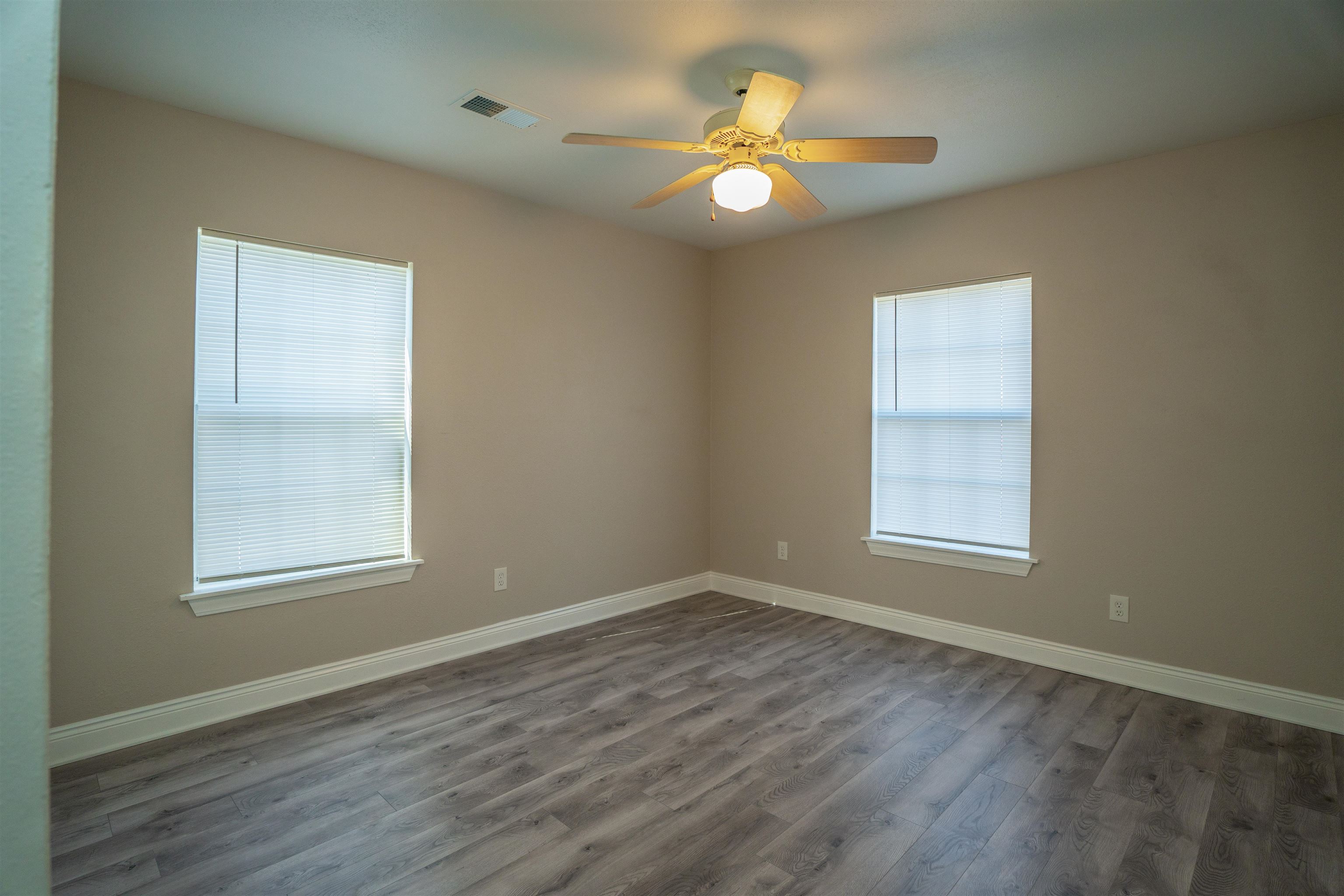 MALONEY - Residential