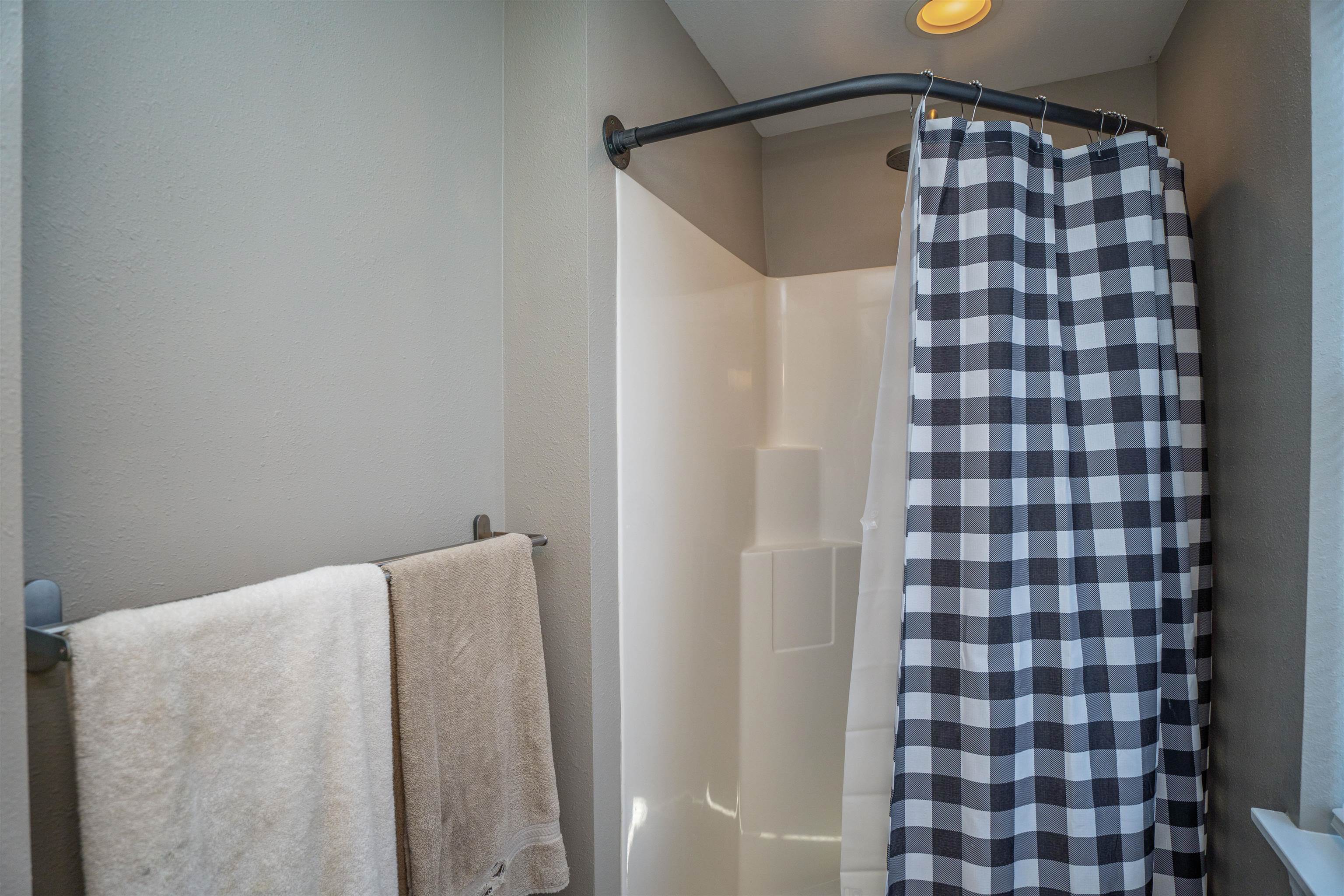 MALONEY - Residential