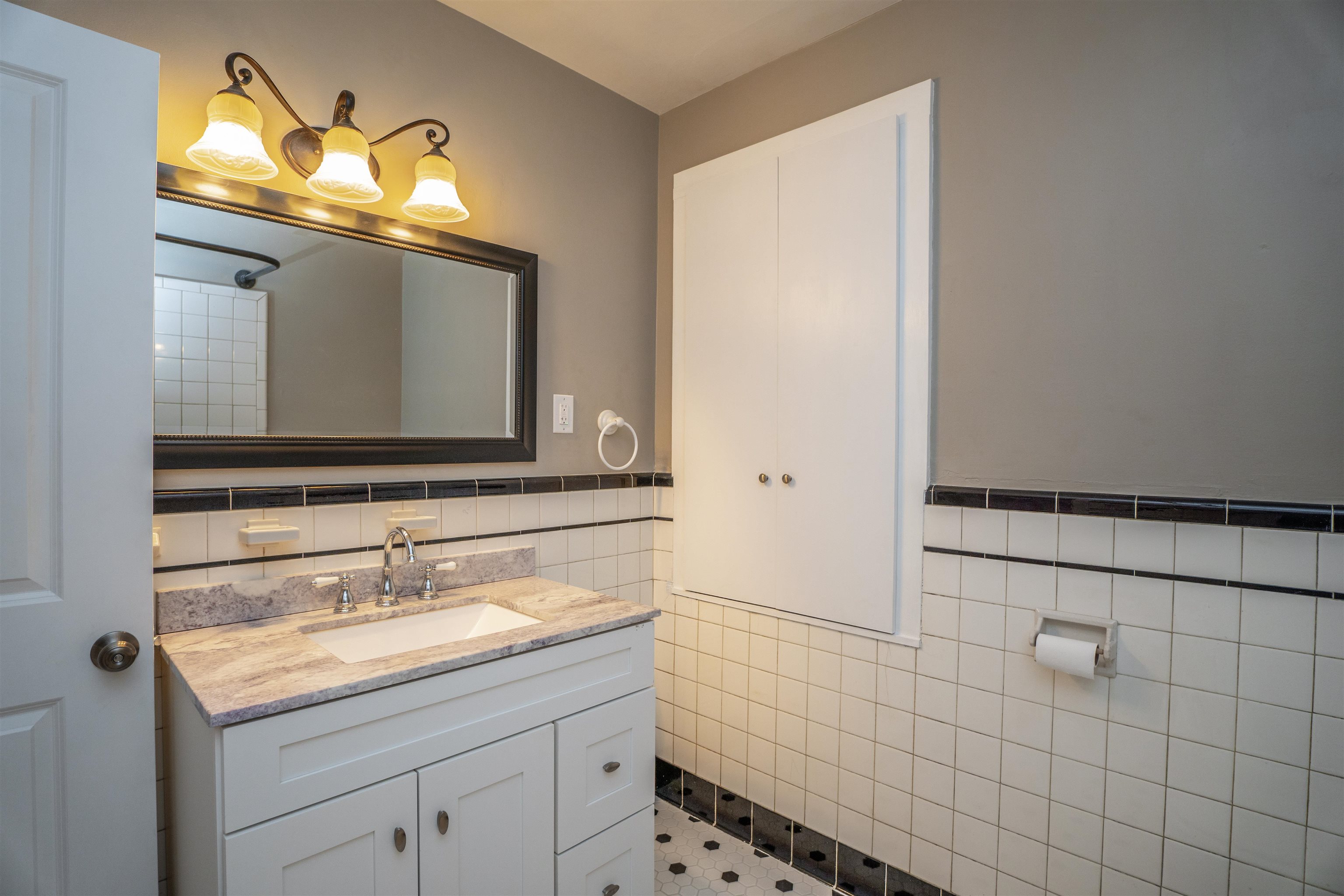 MALONEY - Residential