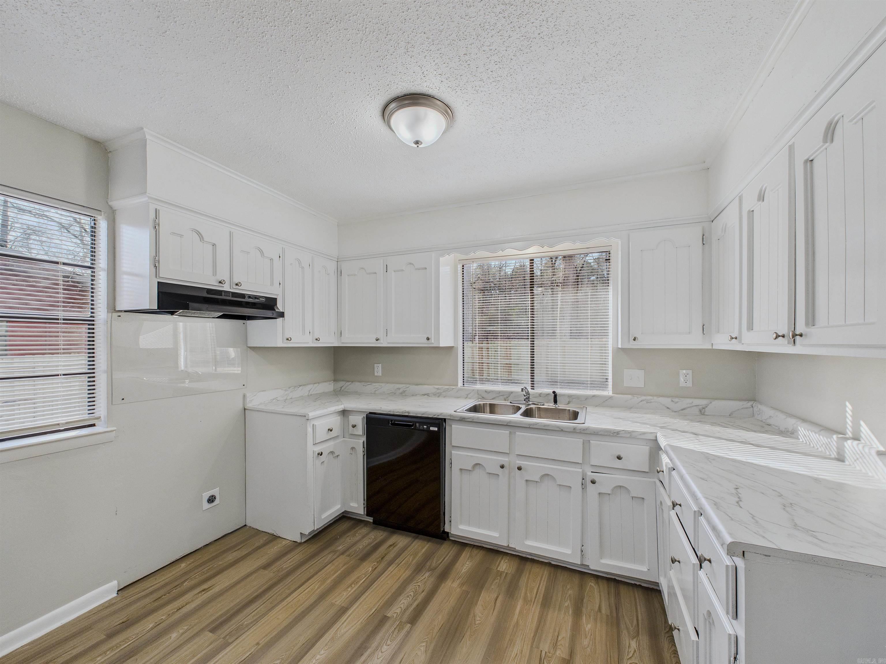 Sara Lynn - Residential