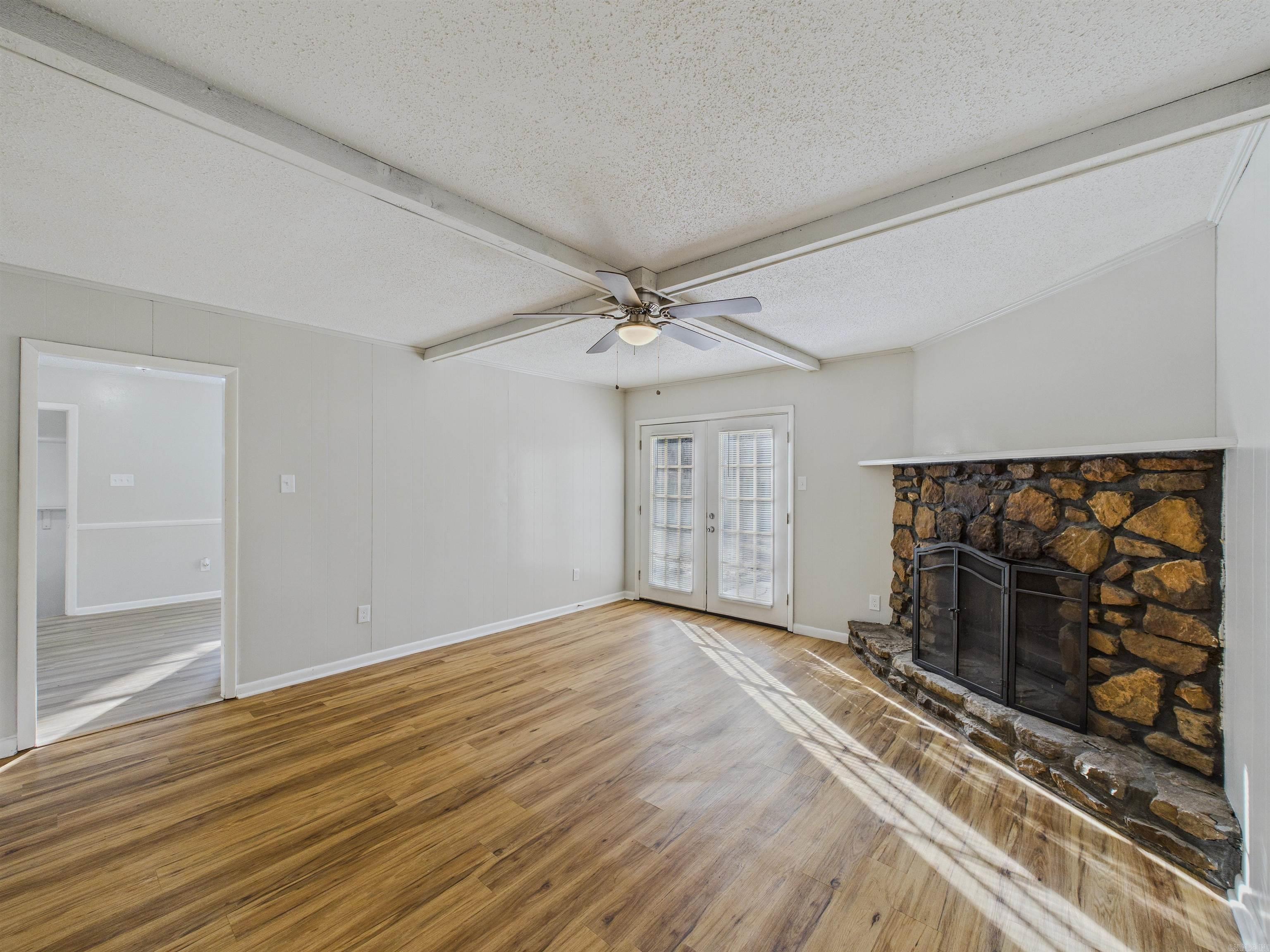 Sara Lynn - Residential