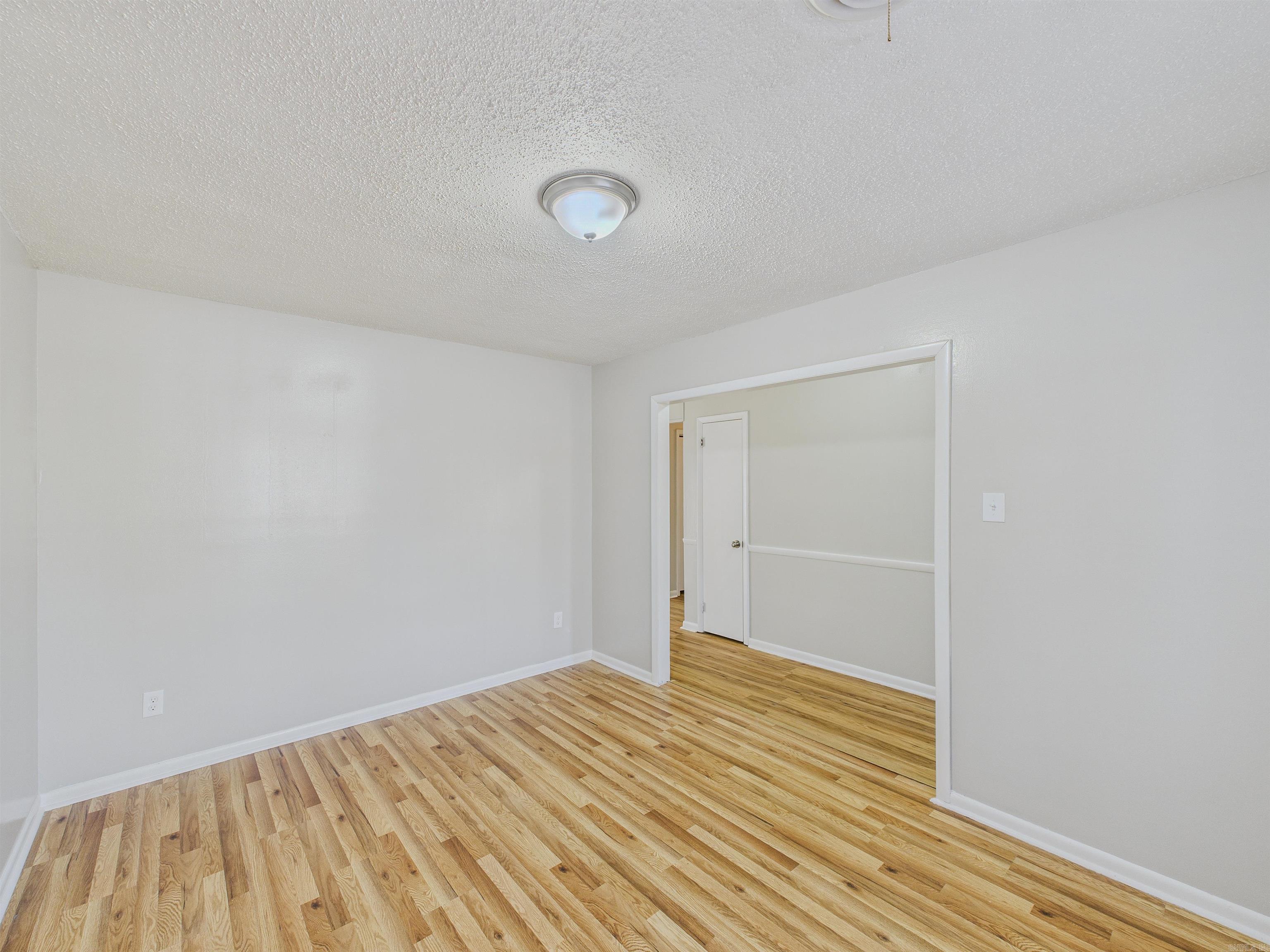 Sara Lynn - Residential