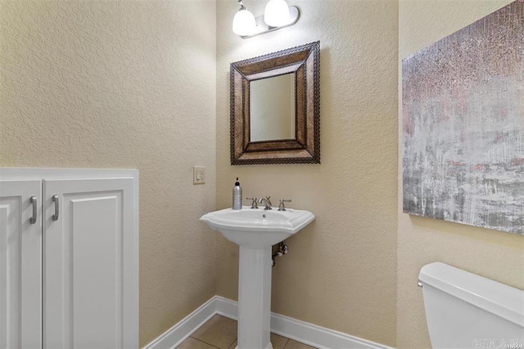 LIGHTHOUSE COVE - Residential