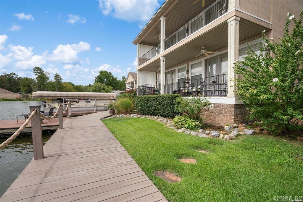 LIGHTHOUSE COVE - Residential