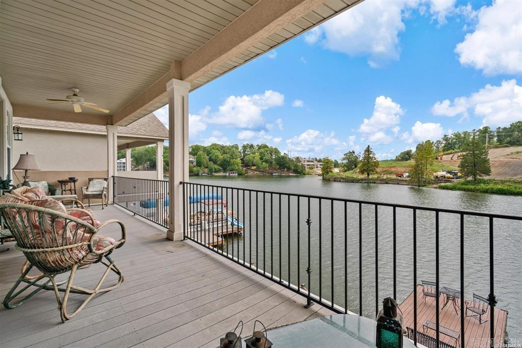 LIGHTHOUSE COVE - Residential