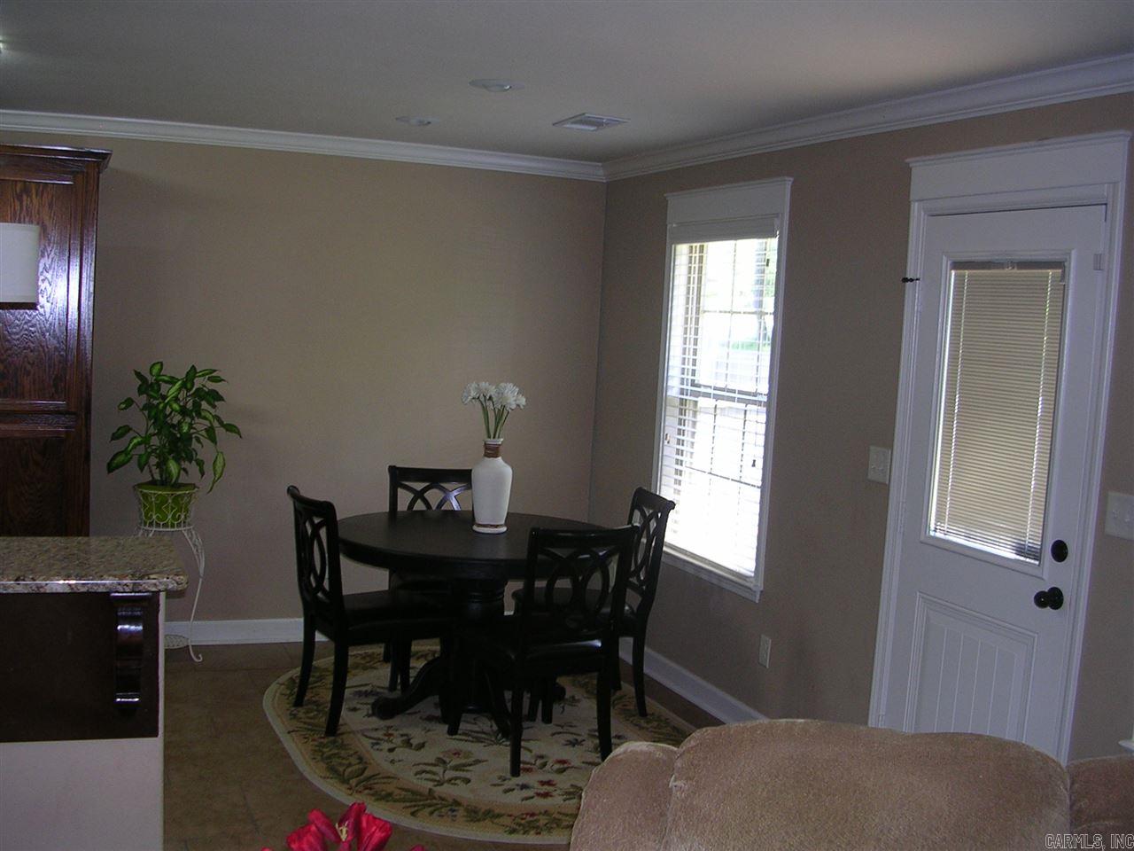 OAK GLENN - Residential