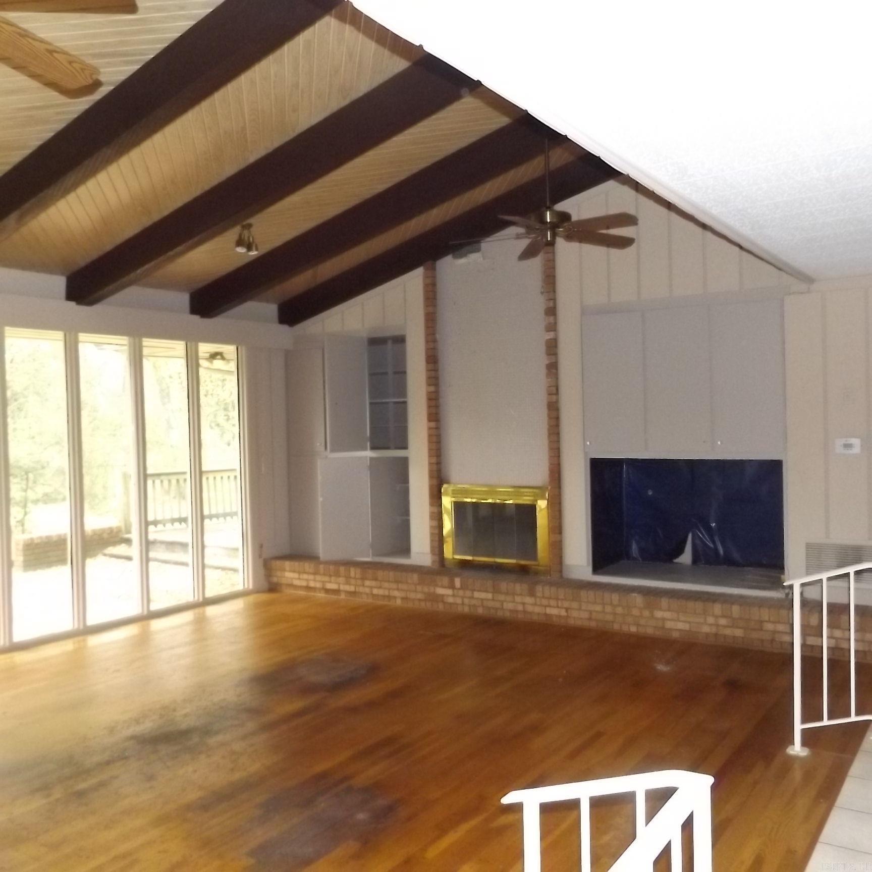 COUNTRY CLUB COLONY - Residential